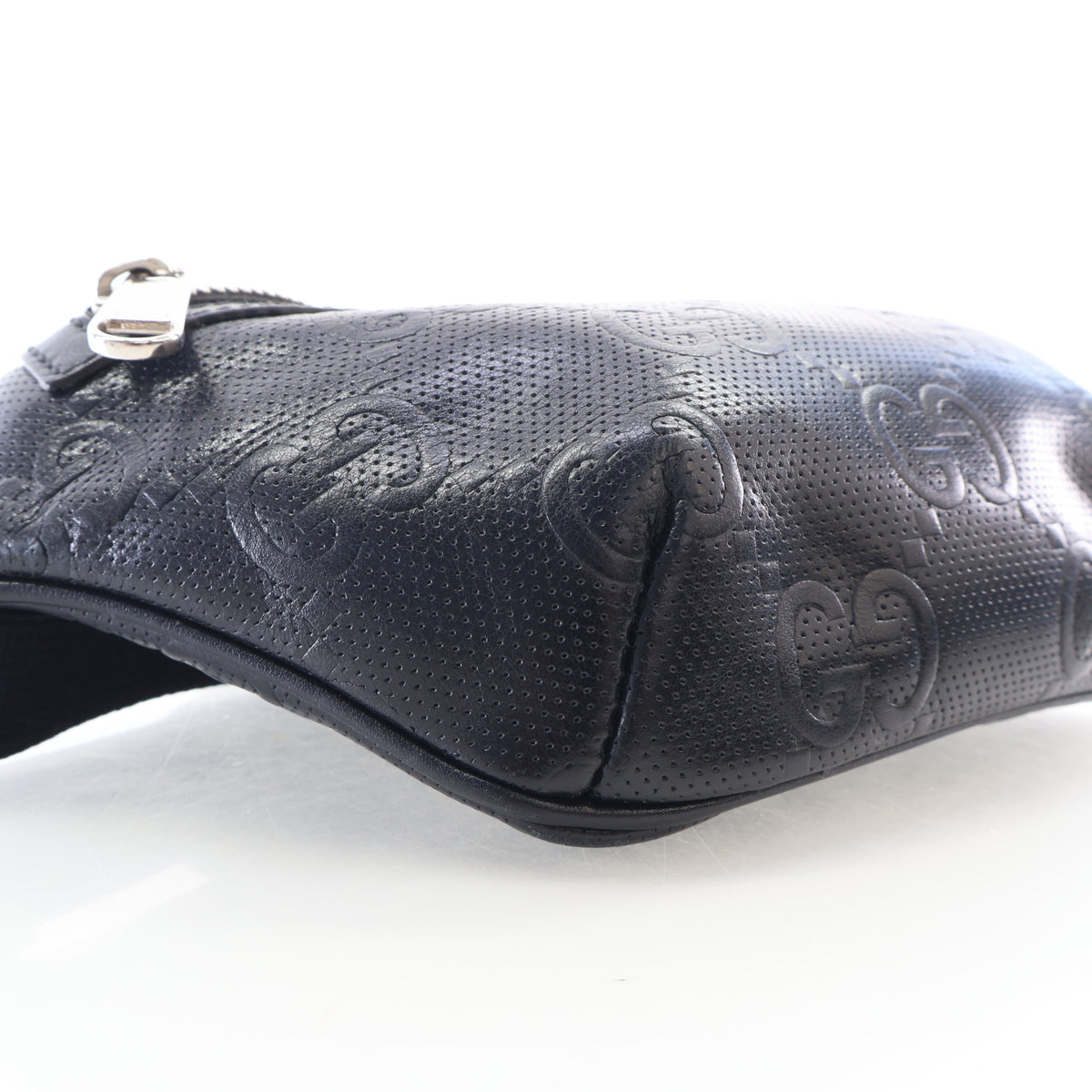 Gucci GG Embossed Belt Bag, photo 5 of 19