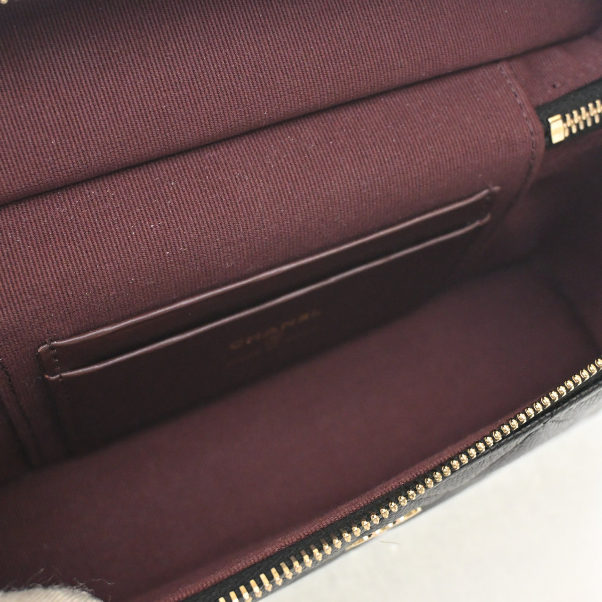 Chanel Small Caviar Slim Vanity Top Handle With Chain, photo 13 of 17