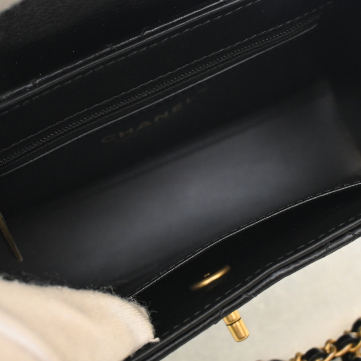 Pre-Owned Chanel Kelly Nano Aged Calfskin Shopper, open interior with lining