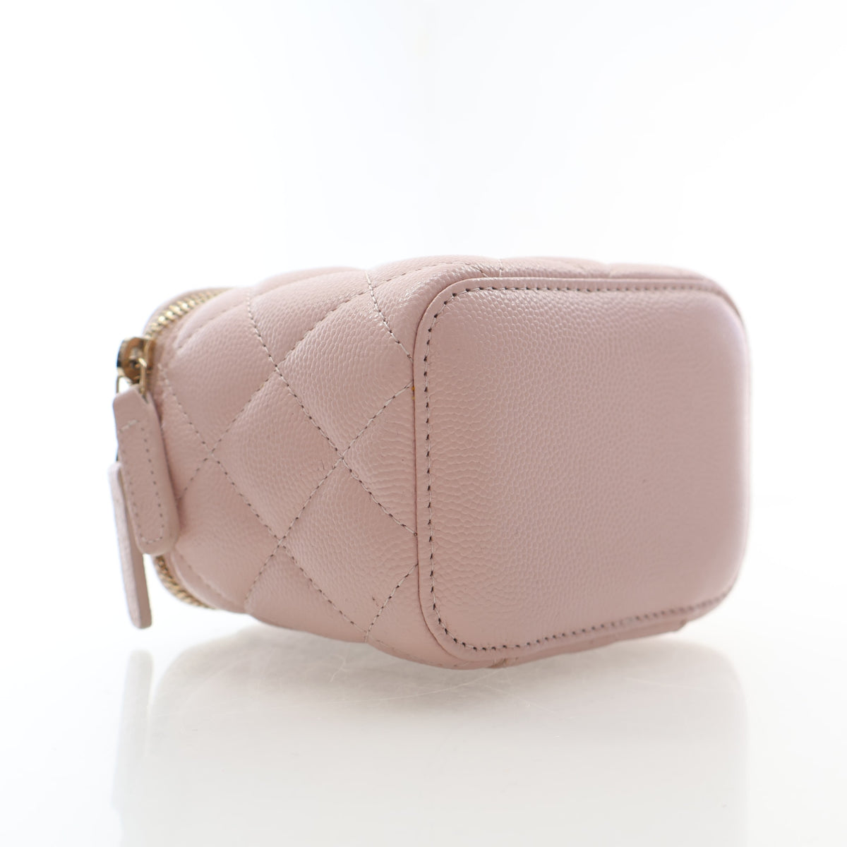 Pre-Owned Chanel Vanity Case Mini Caviar Leather, side profile