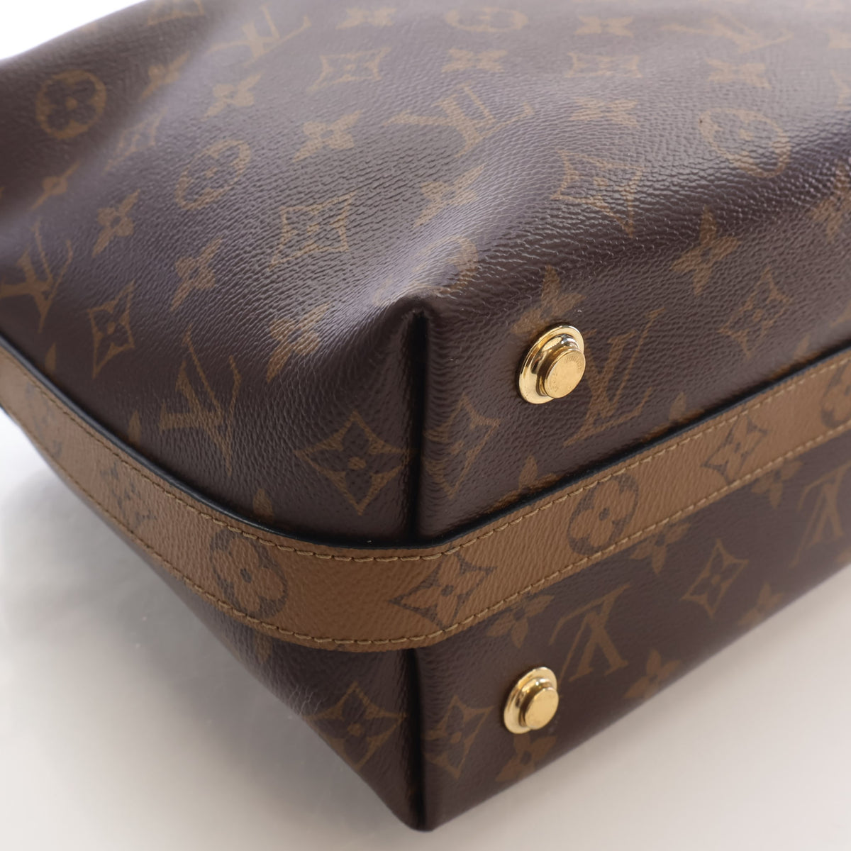 Pre-Owned Louis Vuitton PM Reverse Monogram City Cruiser Bag, base and feet view, photo 15 of 19