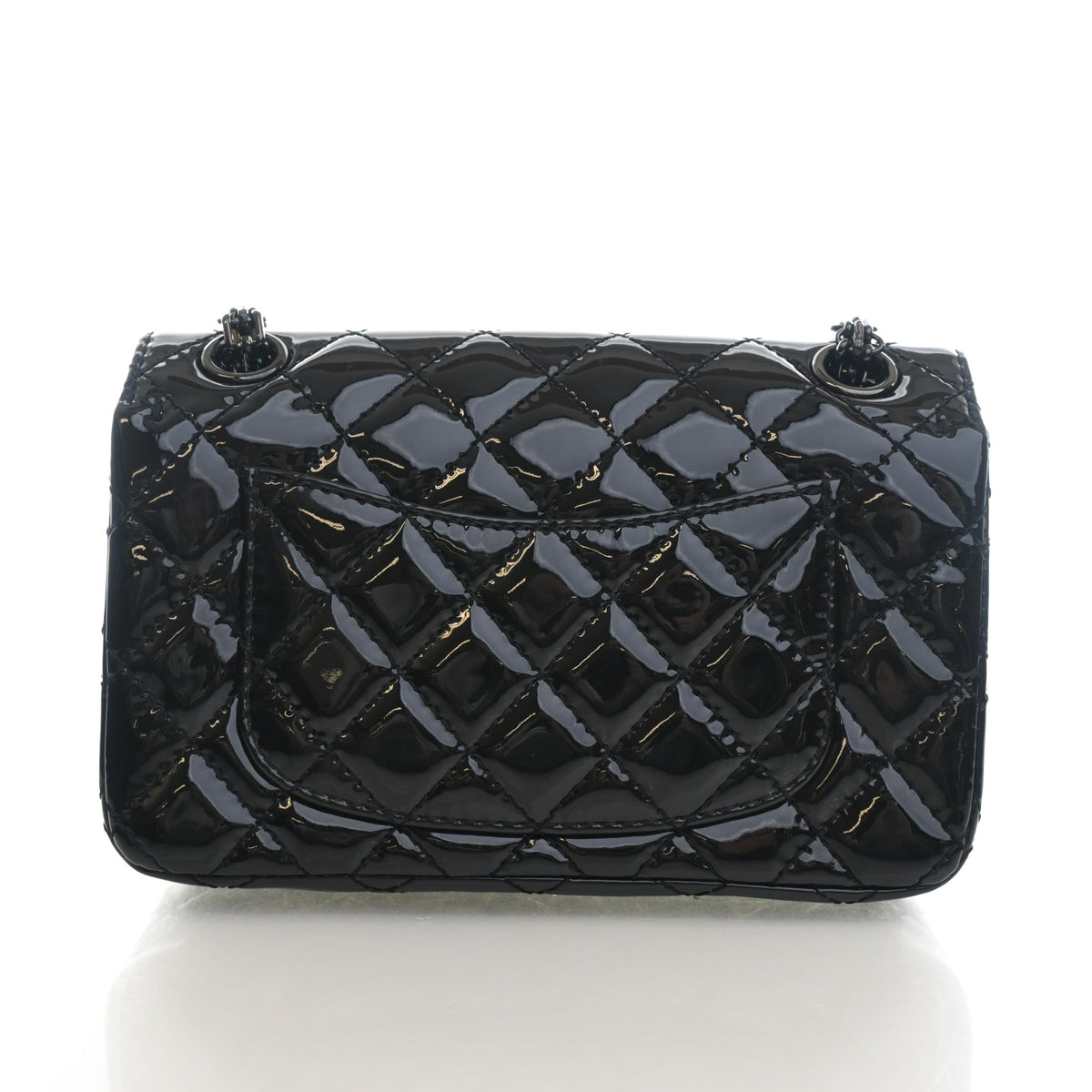 Pre-Owned Chanel Flap Bag 224 Patent Leather Reissue 2.55, front view, photo 11 of 14