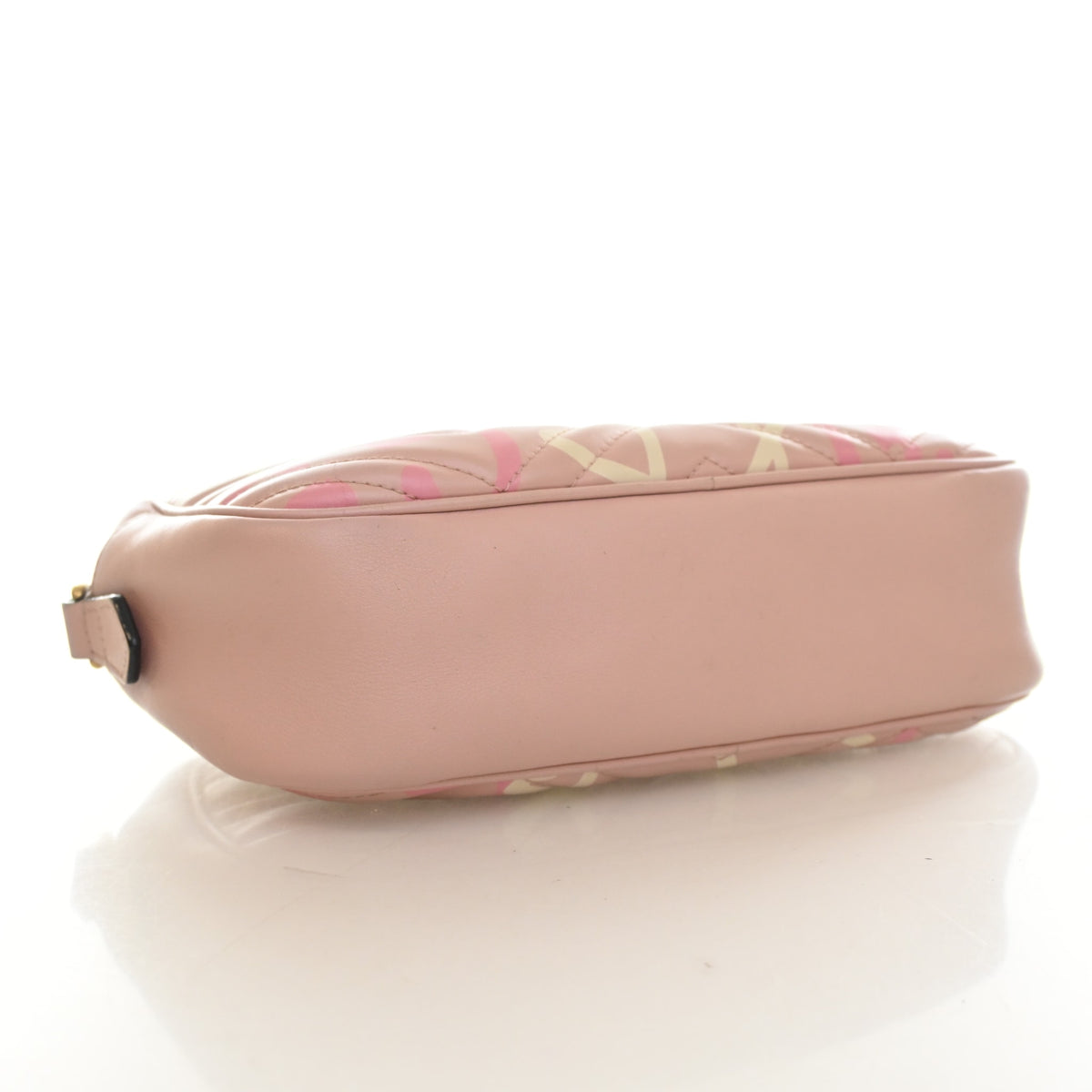 Pre-Owned Gucci Camera Bag Small Calfskin Marmont, base and feet view