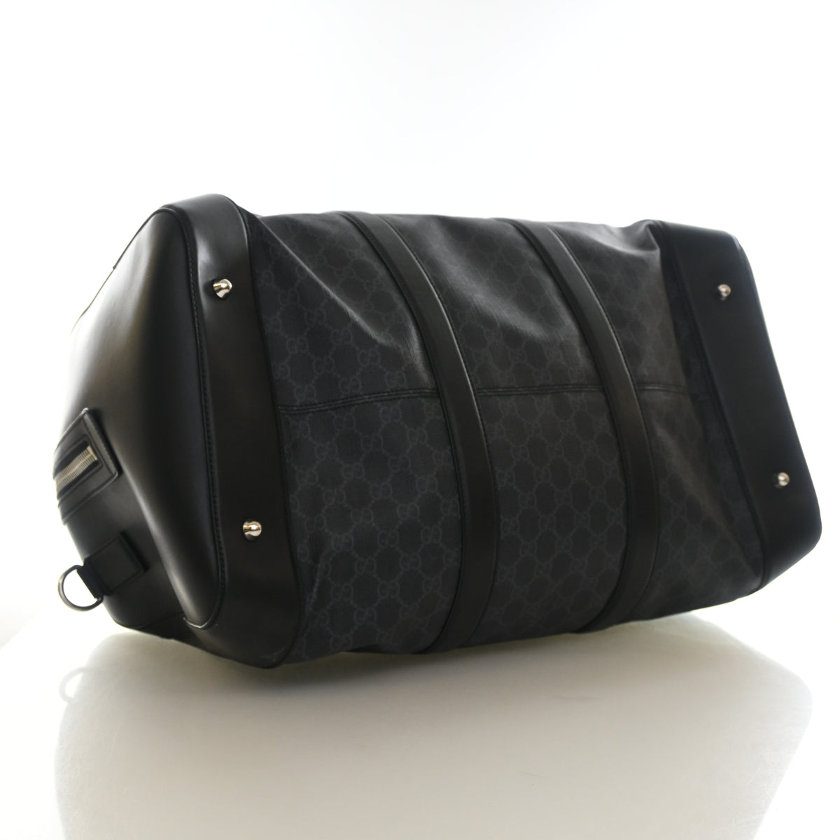 Pre-Owned Gucci Medium GG Supreme Carry On Duffle, base and feet view