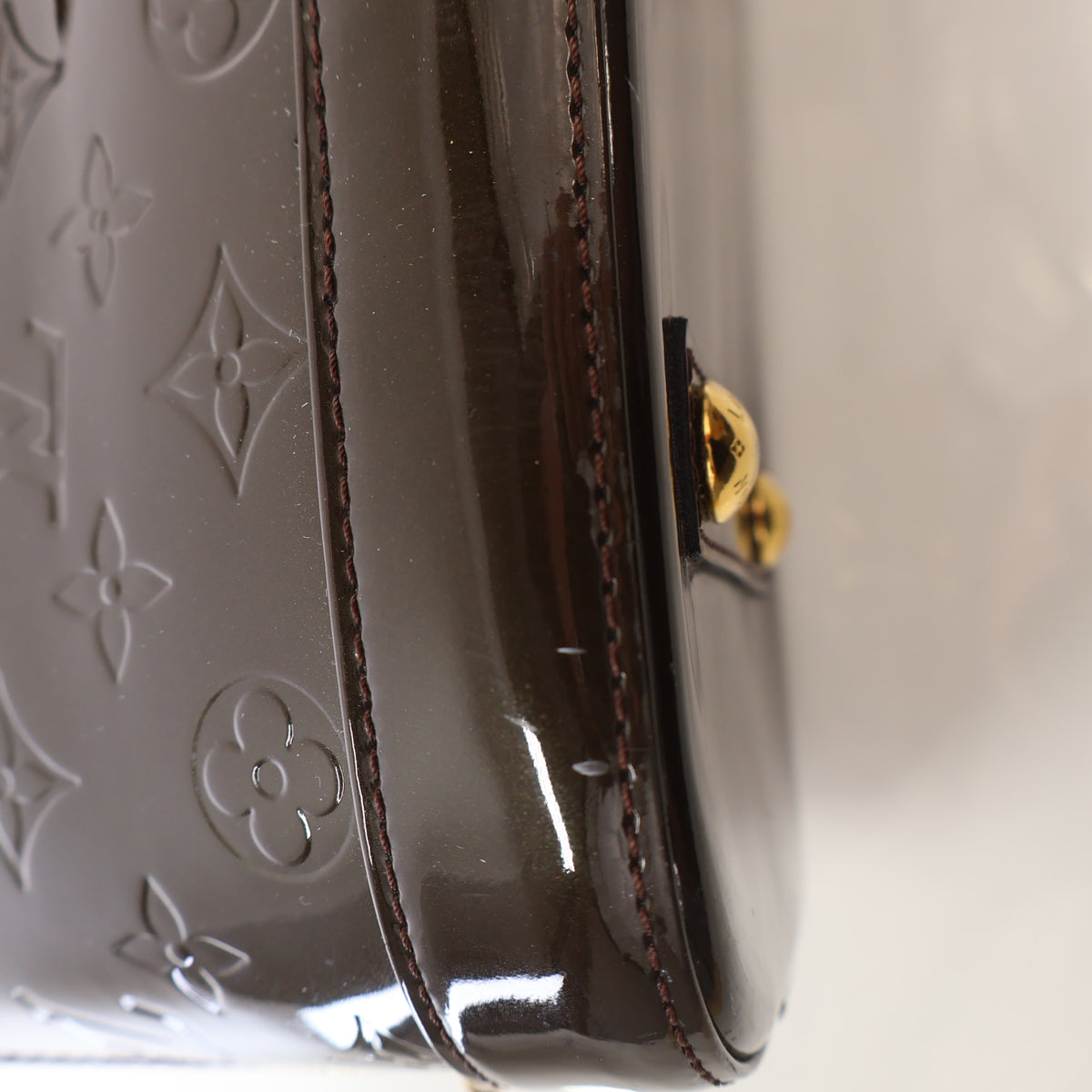 Pre-Owned Louis Vuitton Alma PM Patent Leather, side profile