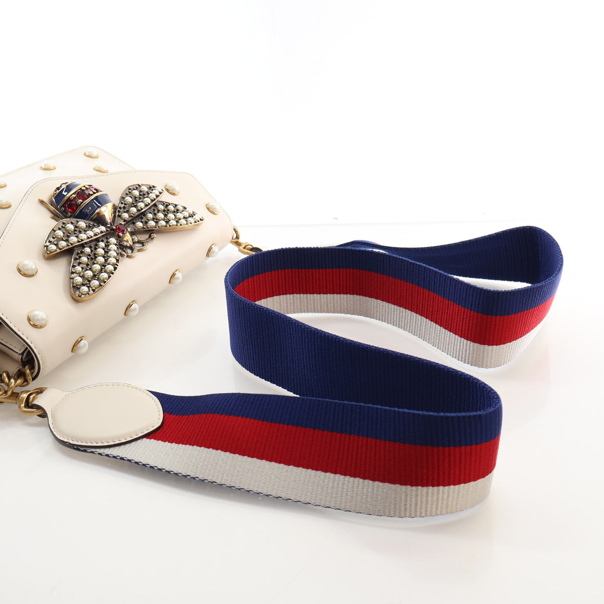 Pre-Owned Gucci Calfskin Broadway, strap and chain detail