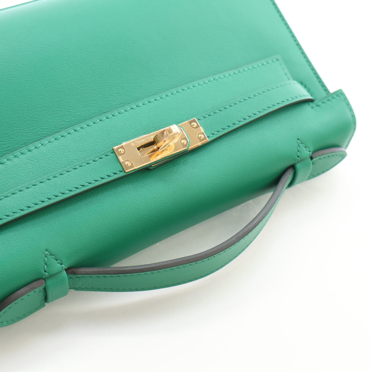 Pre-Owned Hermès Kelly Vert Vertigo Swift Leather Pochette, gold hardware