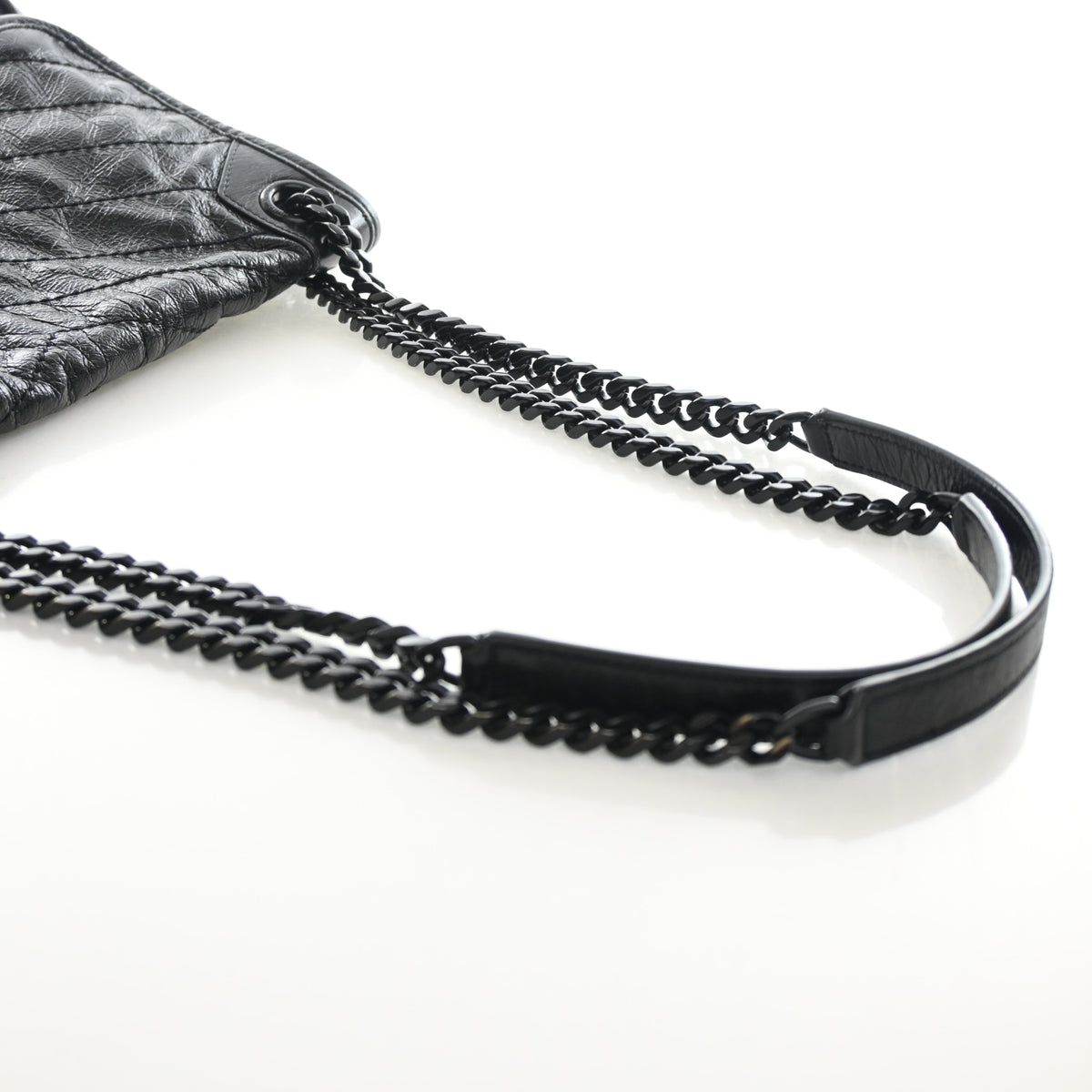 Pre-Owned Saint Laurent Medium Calfskin Niki, strap and chain detail