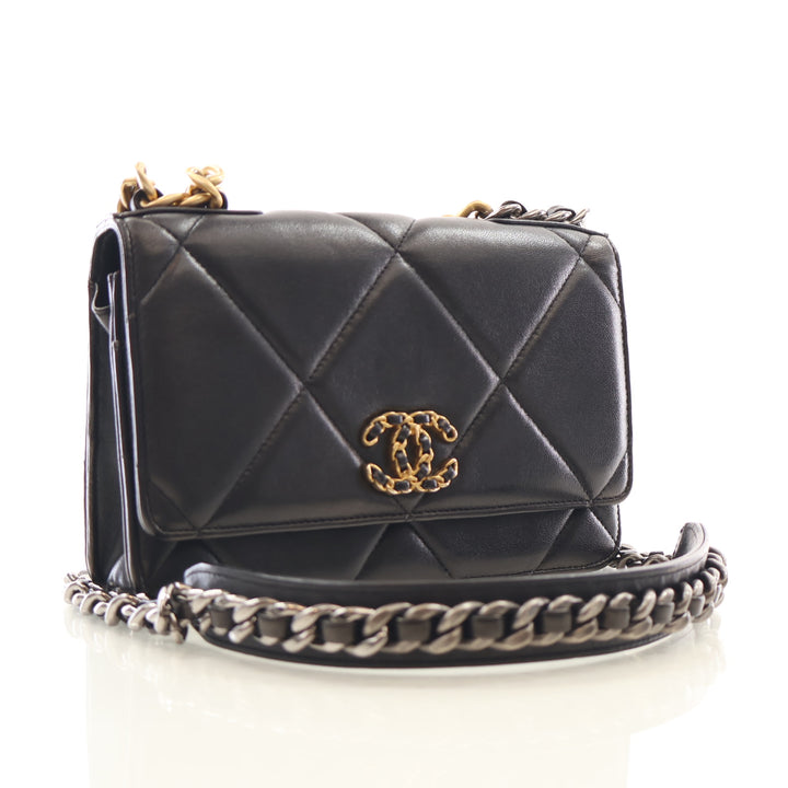 Chanel Lambskin Wallet On Chain (WOC)