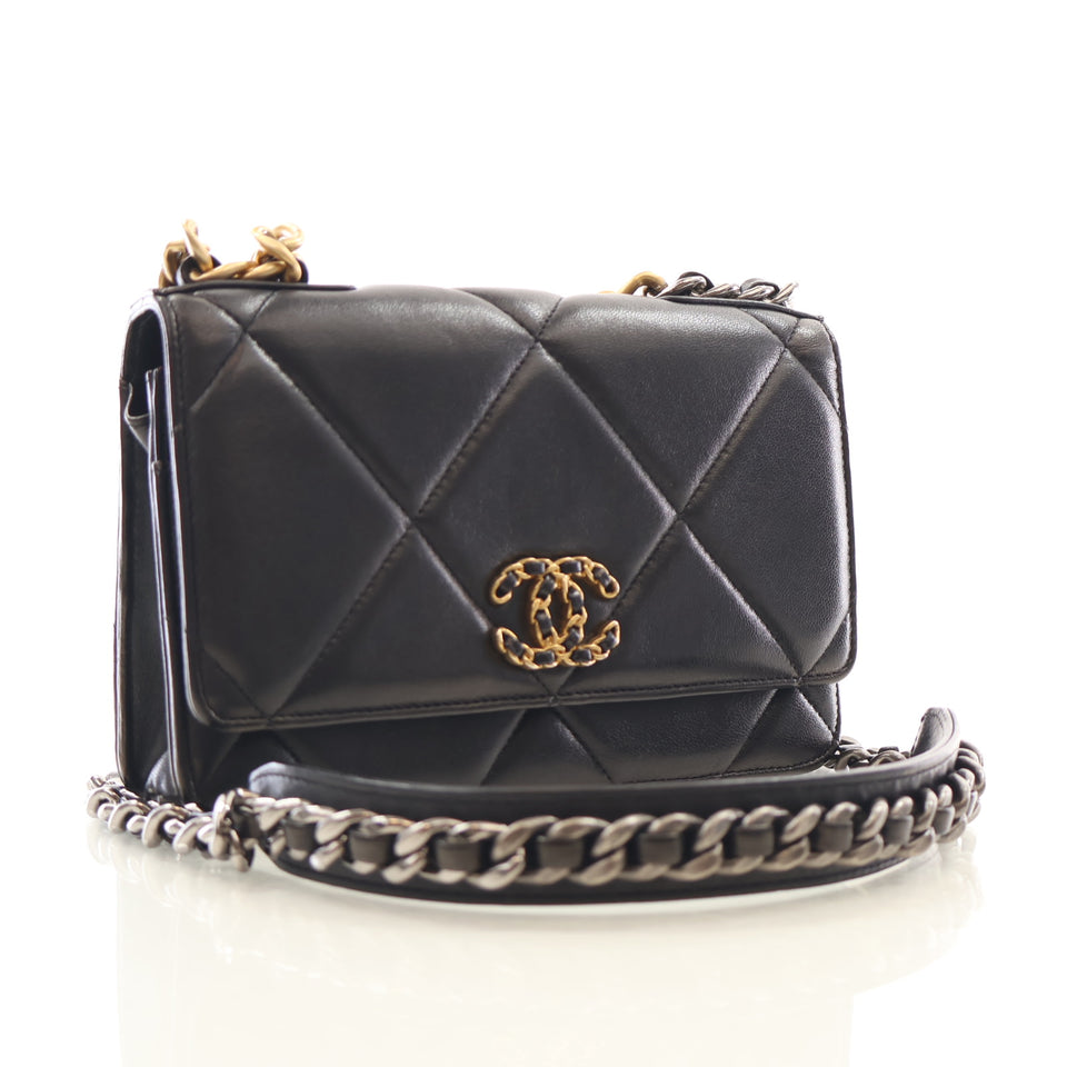 Chanel Lambskin Wallet On Chain (WOC)