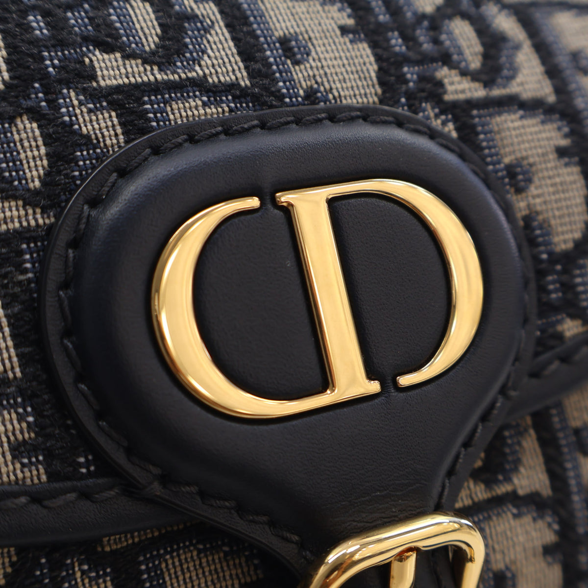 Christian Dior Small Canvas Oblique Bobby Flap Bag, photo 4 of 19