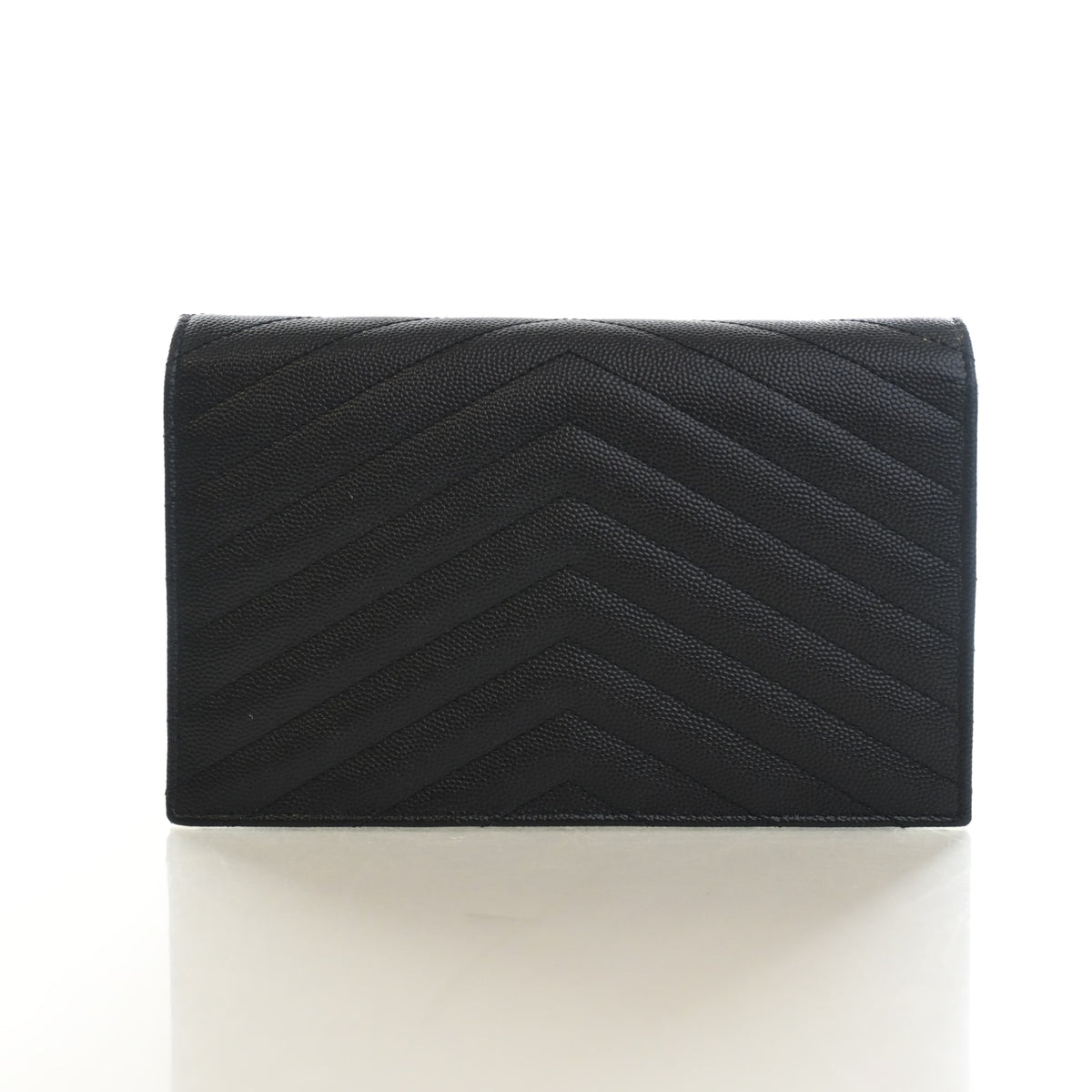 Pre-Owned Saint Laurent Chain Wallet Calfskin Cassandre Envelope, base and feet view