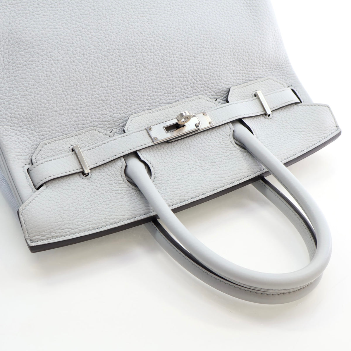 Pre-Owned Hermès Birkin 30 Bleu Pale Togo Leather, side profile