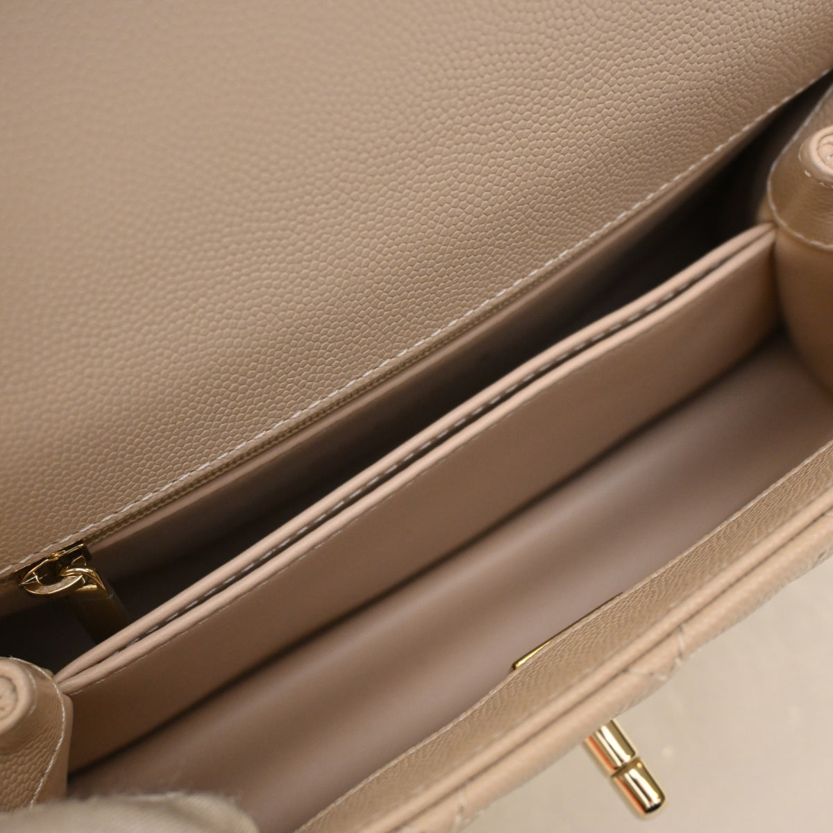 Chanel Small Caviar Coco Handle Bag, photo 13 of 16