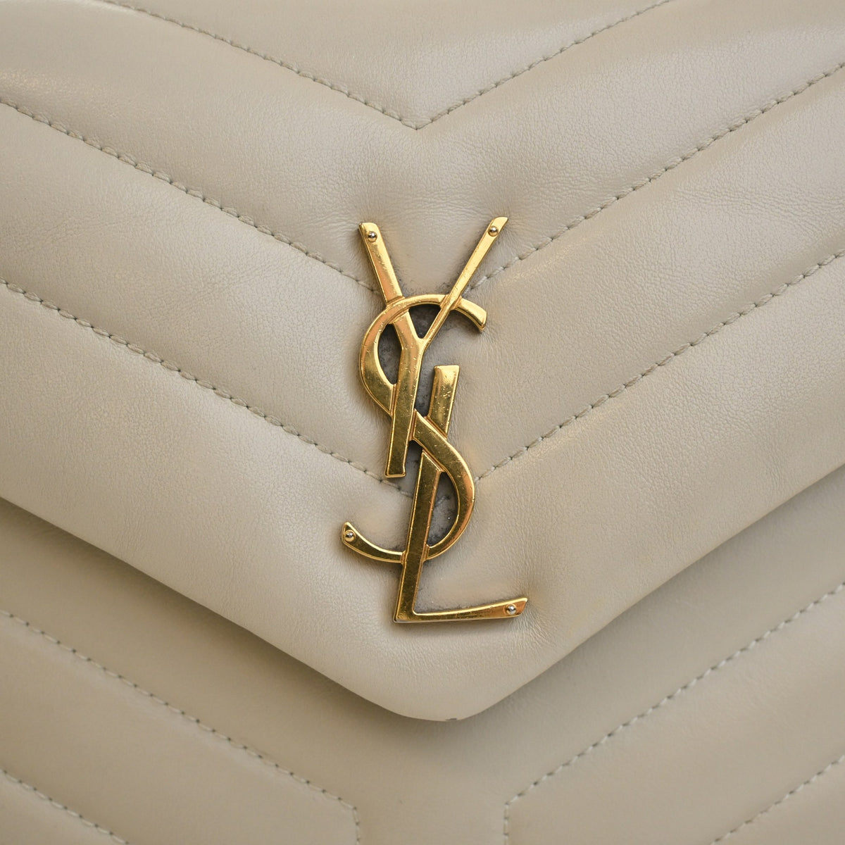 Saint Laurent Small Calfskin Loulou, photo 4 of 20