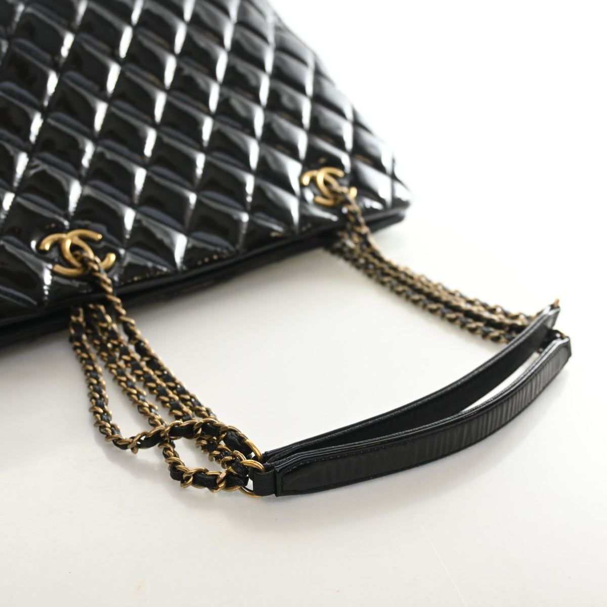 Chanel Patent Paris-Salzburg Eyelet Tote, photo 9 of 15