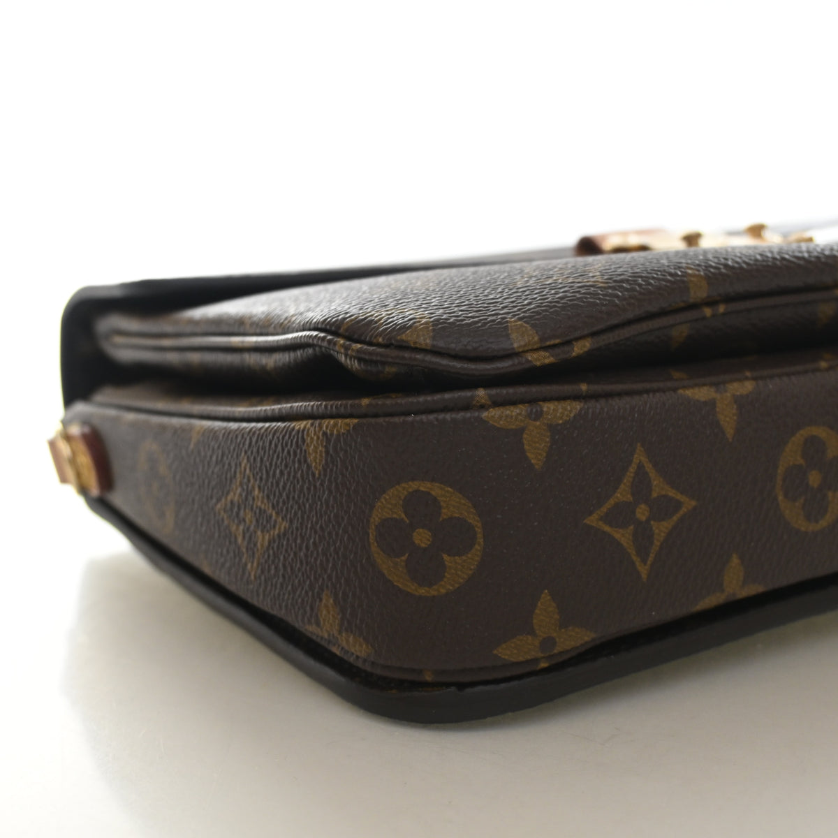 Louis Vuitton Monogram Pochette Metis, photo 6 of 12
