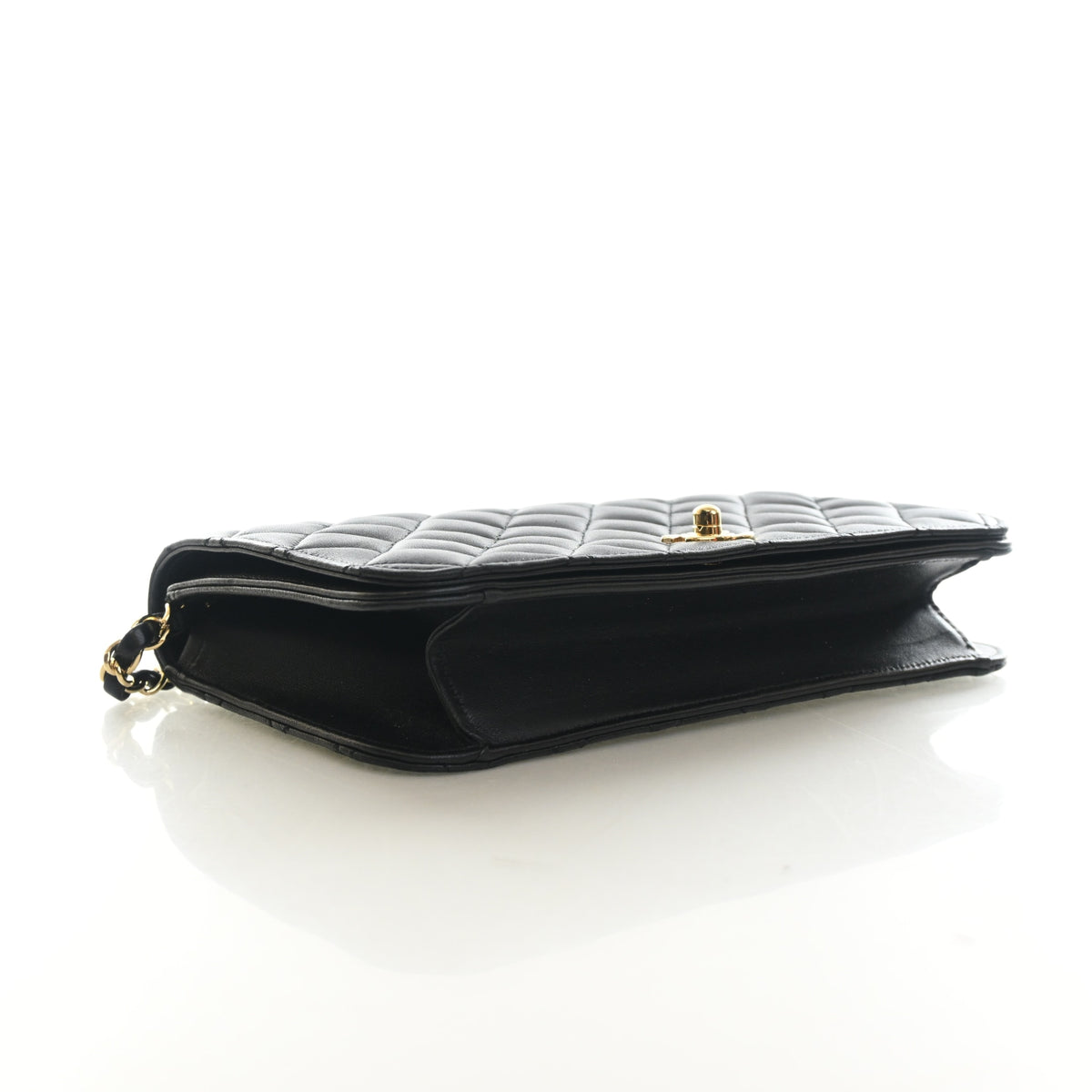 Vintage Chanel Shoulder Bag Full Flap, side profile