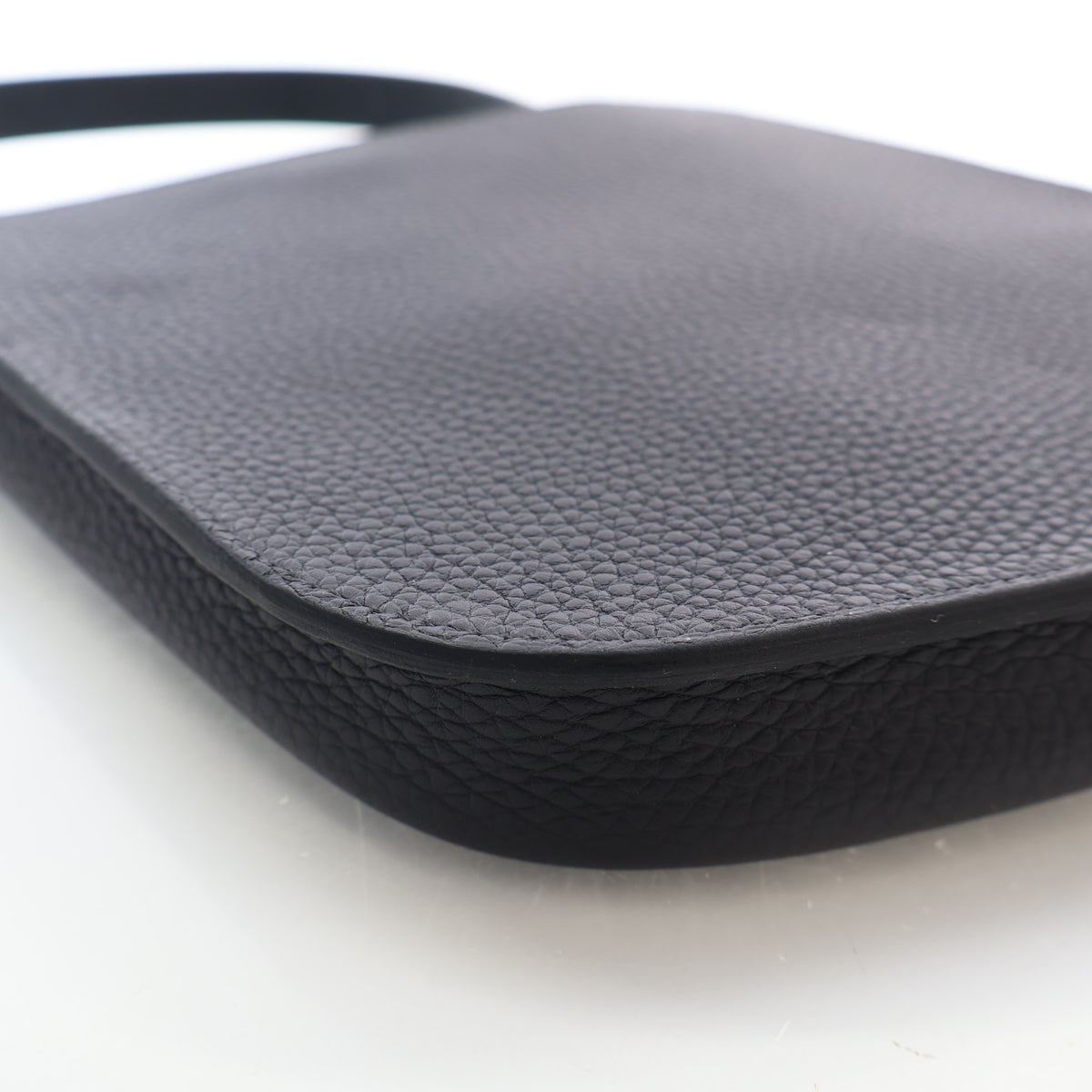 Hermes Noir Togo Perspective Cavaliere 21, photo 13 of 17