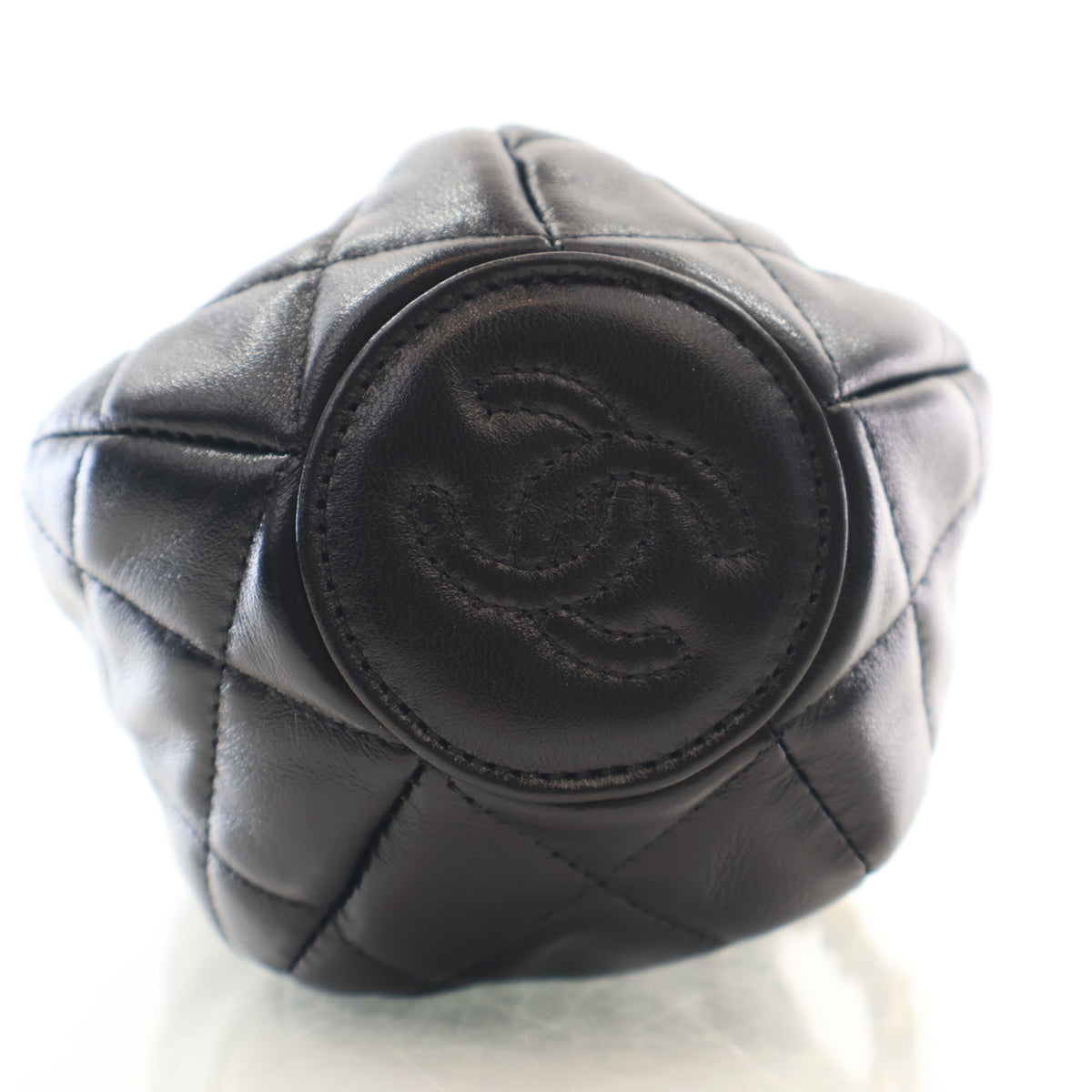 Chanel Lambskin Drawstring Round Bucket Clutch With Strap, photo 9 of 15