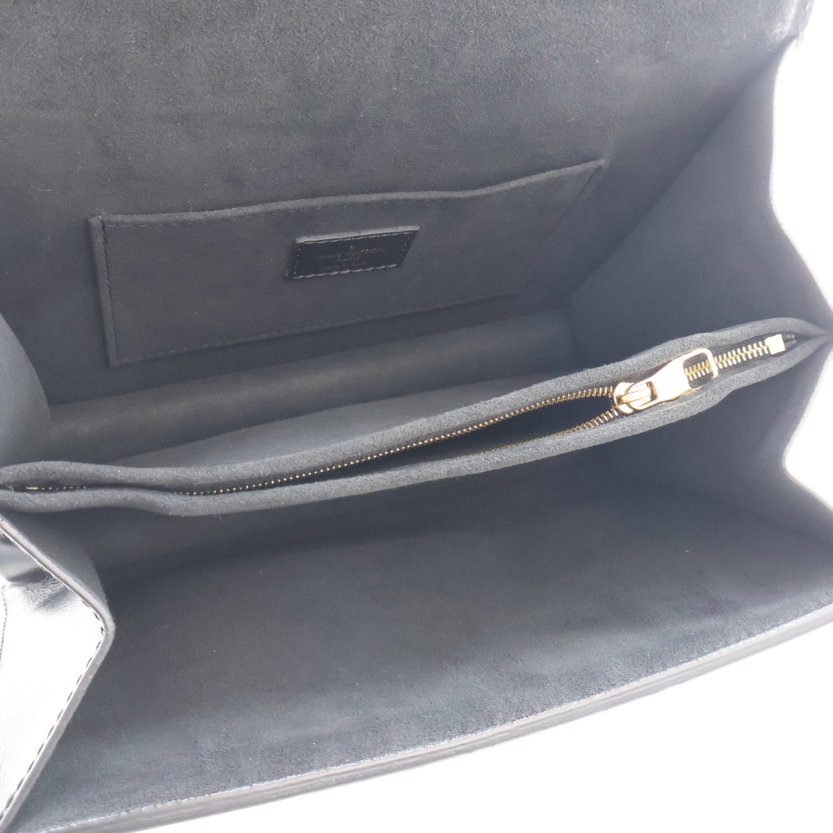 Pre-Owned Louis Vuitton Dauphine MM Monogram Jacquard, open interior with lining