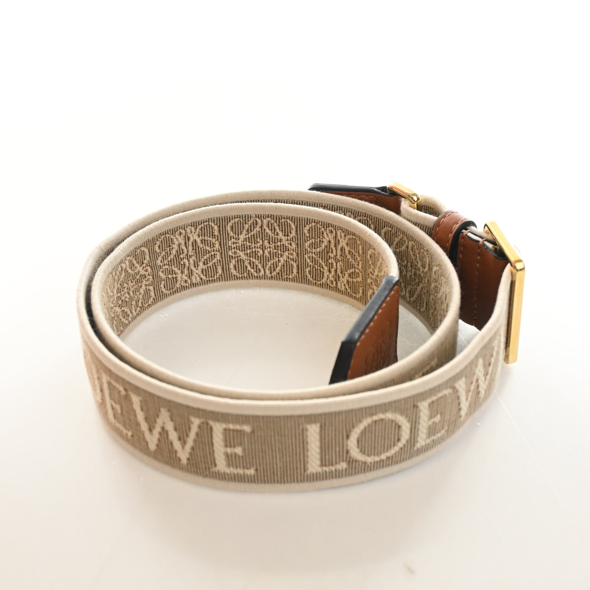 Pre-Owned Loewe Anagram Strap, strap and chain detail