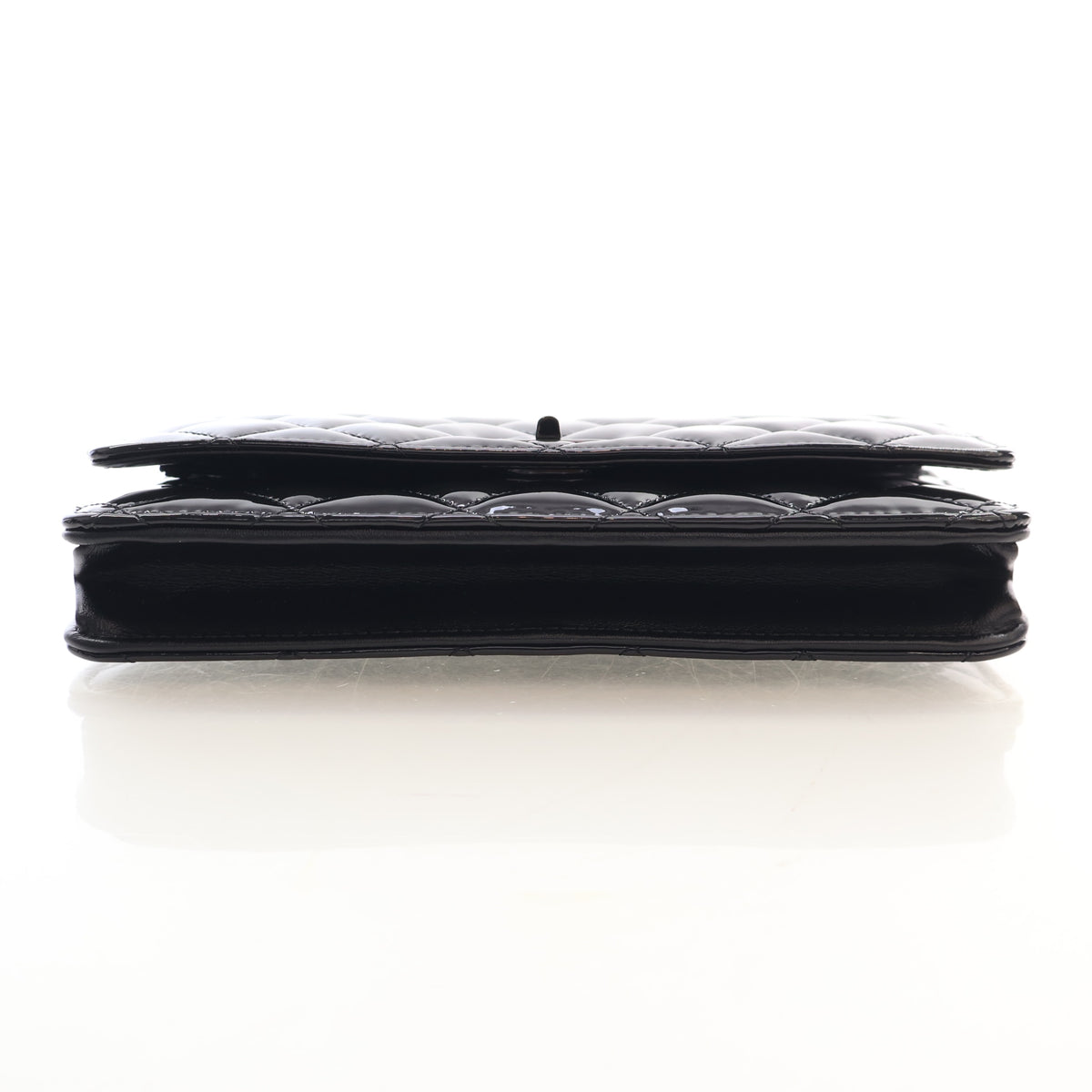 Pre-Owned Chanel Wallet On Chain Patent Leather Reissue 2.55 WOC, side profile, photo 9 of 17