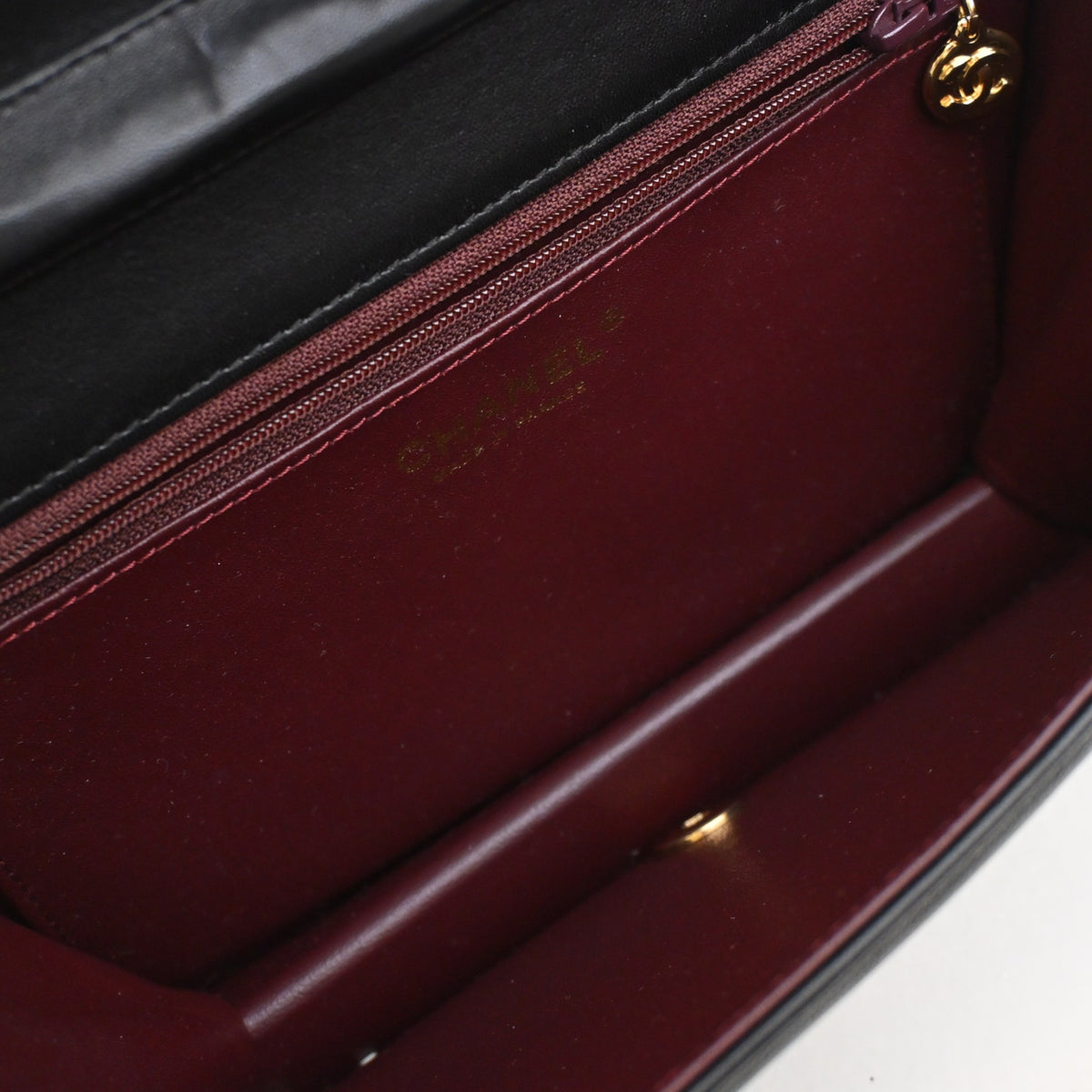 Vintage Chanel Shoulder Bag Full Flap, open interior with lining