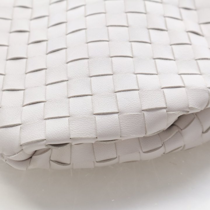 Pre-Owned Bottega Veneta Shoulder Bag Intrecciato, corner and edge detail