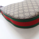 Gucci Medium GG Supreme Att...