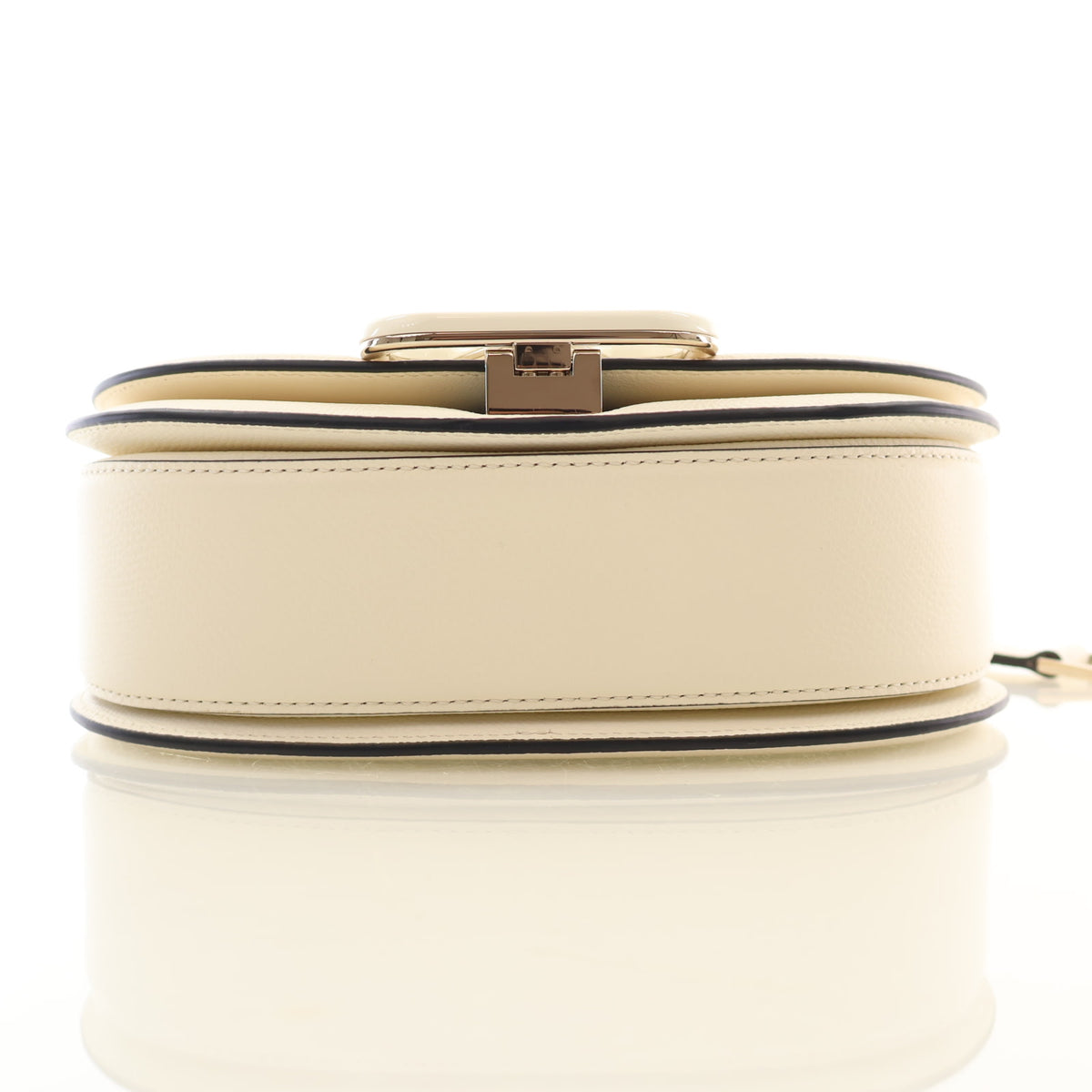 Pre-Owned Valentino Saddle Bag Calfskin Vsling, base and feet view