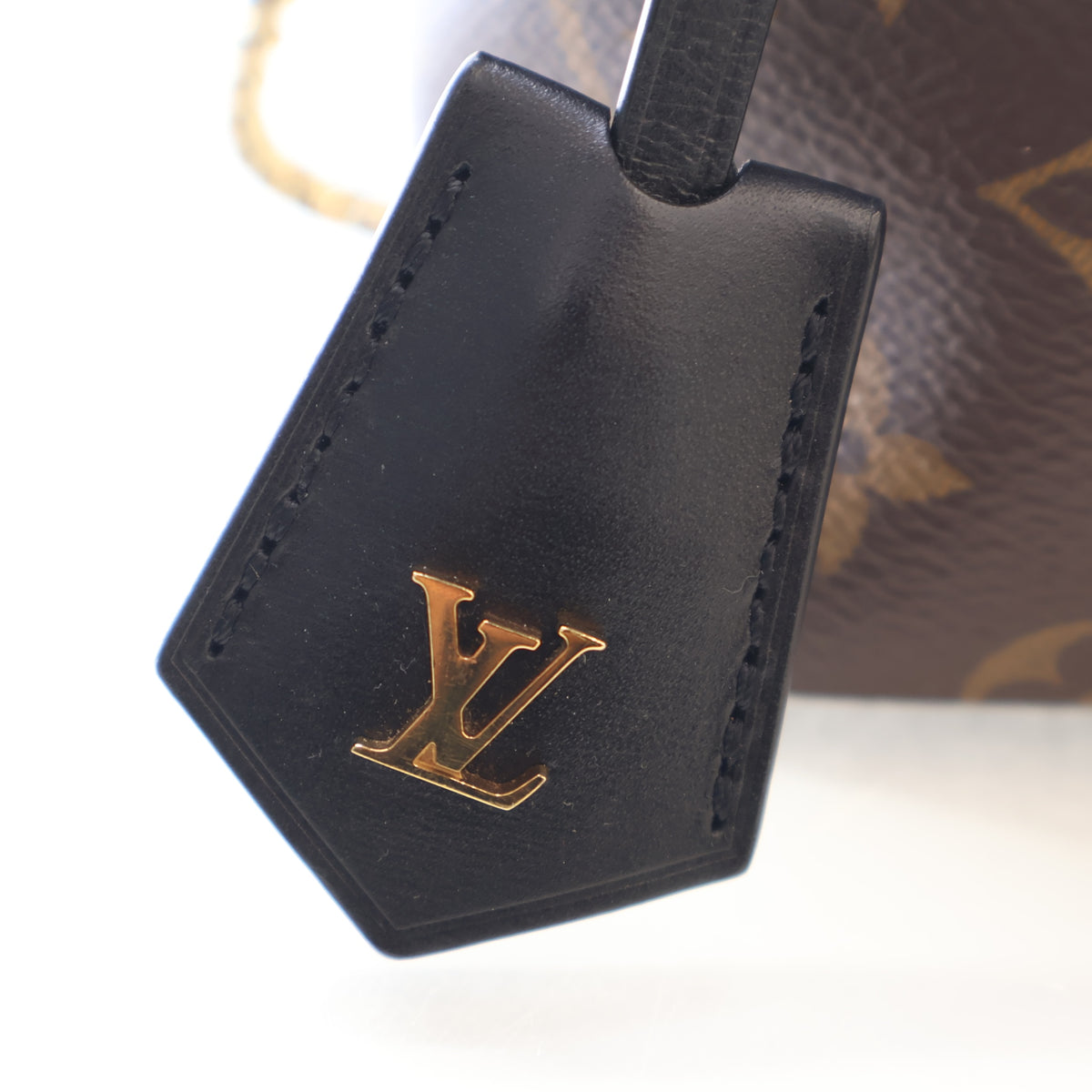 Pre-Owned Louis Vuitton Vanity PM Monogram, interior label and date code