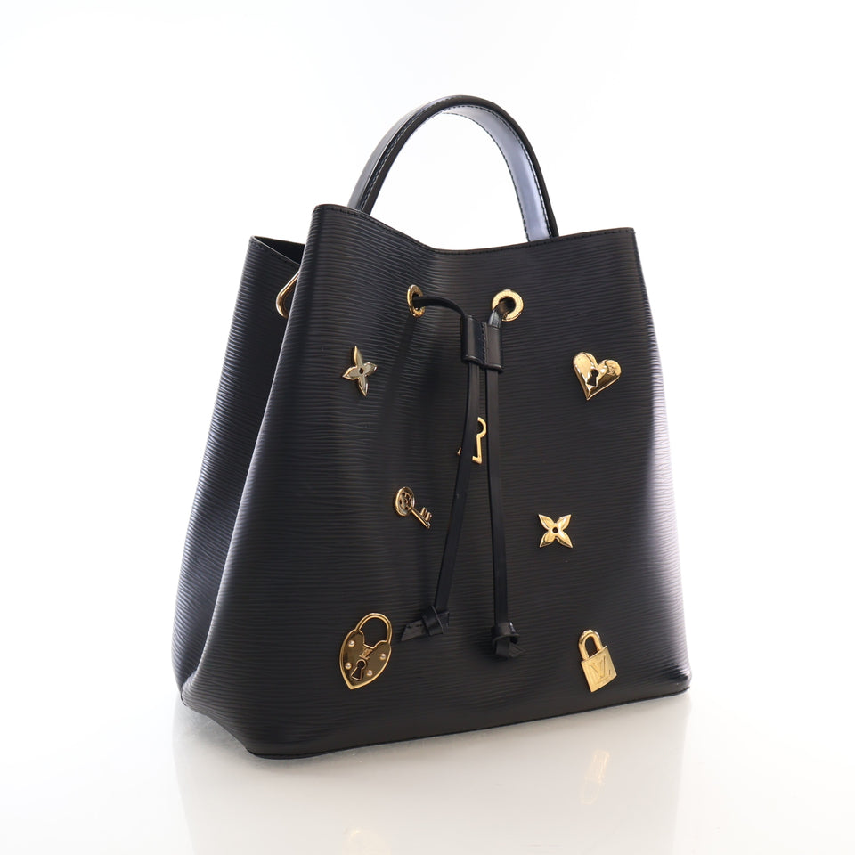 Louis Vuitton Epi Néo Noé Love Lock MM