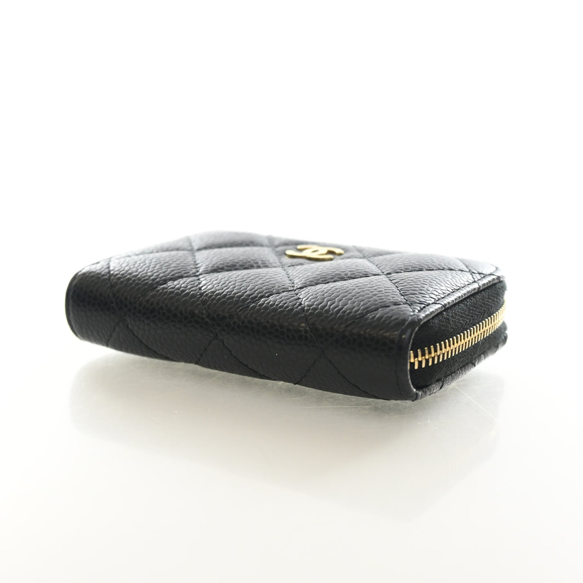 Pre-Owned Chanel Caviar Leather Classic Zipped Coin Purse, side profile, photo 7 of 13