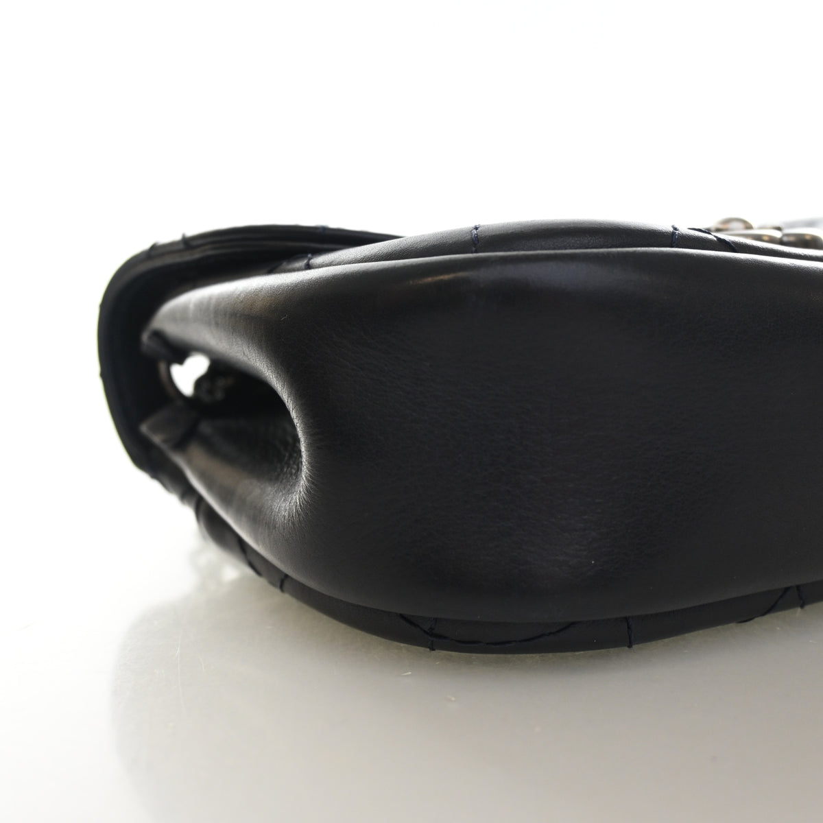Chanel Small Calfskin Stitch CC Flap, photo 6 of 18