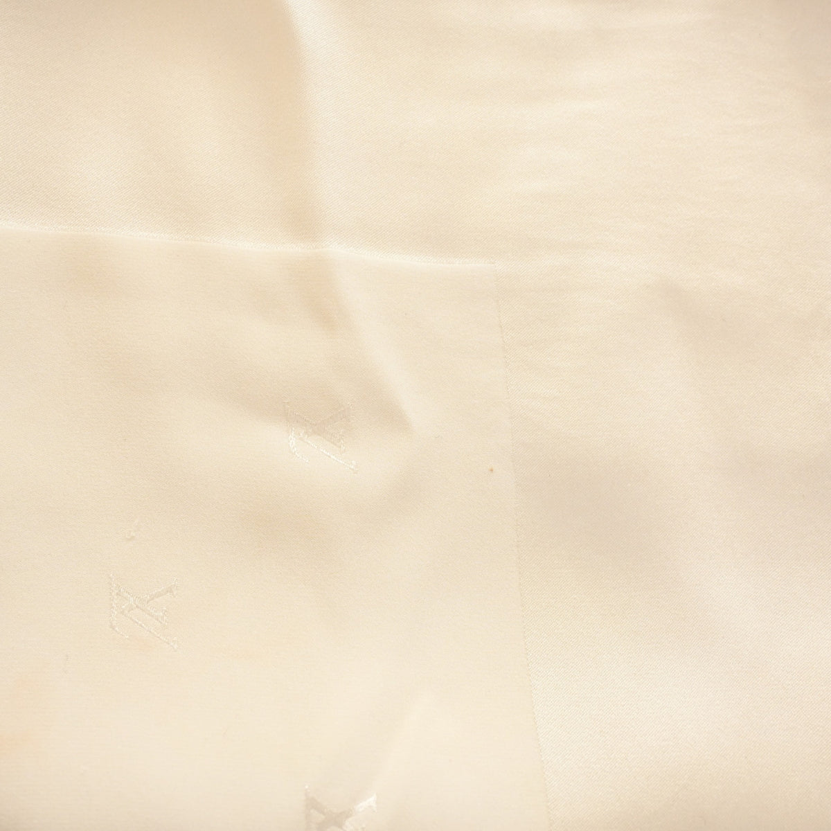 Pre-Owned Louis Vuitton Scarf Monogram Silk, corner and edge detail, authenticated at Luxe Du Jour