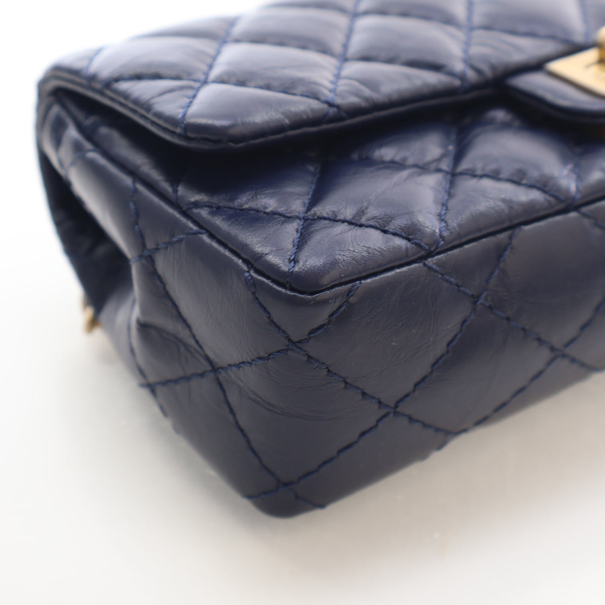 Pre-Owned Chanel Belt Bag Aged Calfskin Reissue 2.55 Flap, corner and edge detail