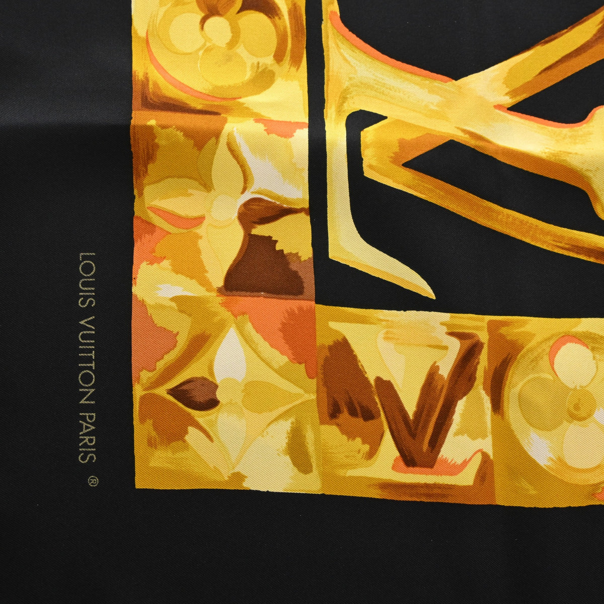 Louis Vuitton Monogram Silk Scarf, photo 4 of 7