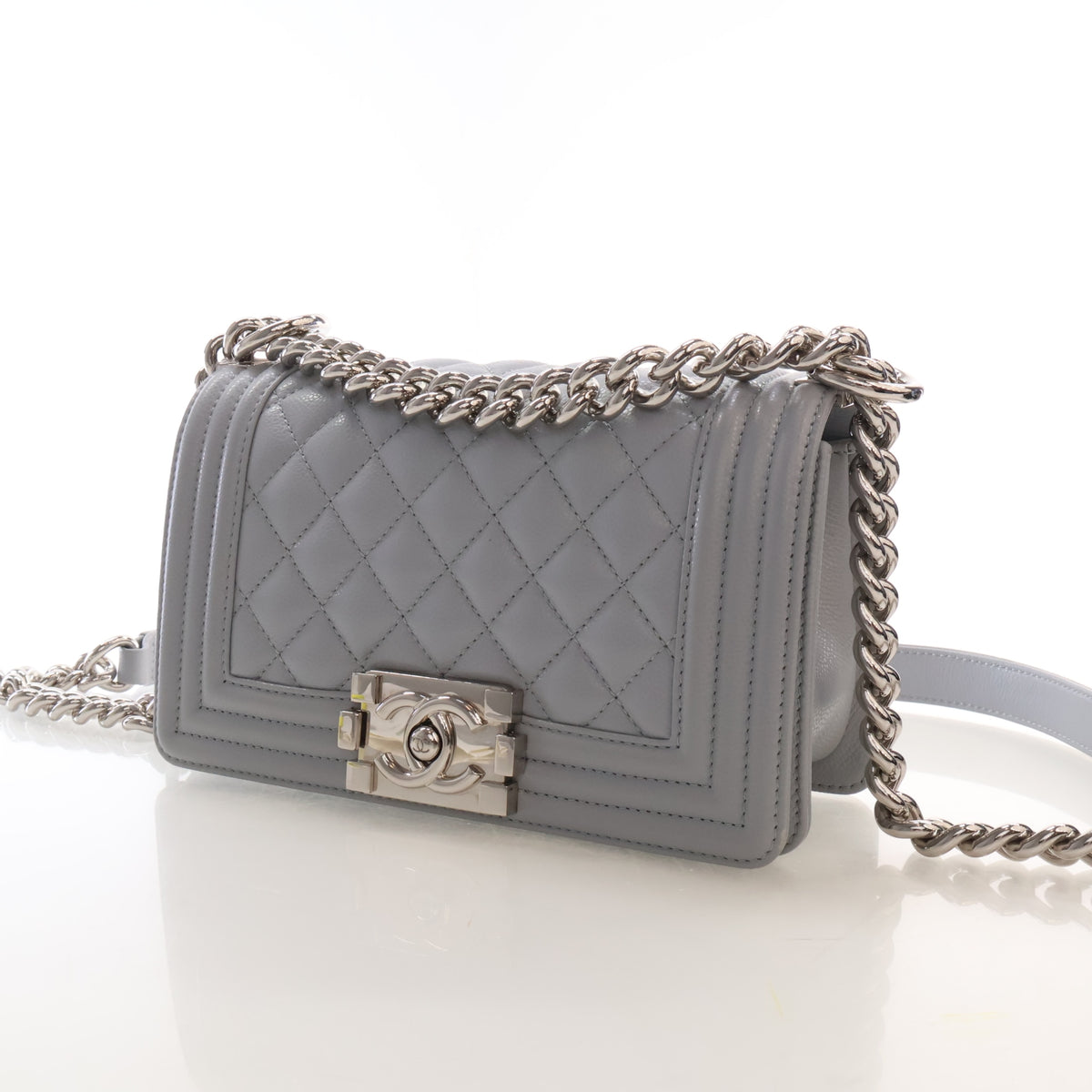 Pre-Owned Chanel Boy Bag Small Caviar Leather, three-quarter view, photo 3 of 16