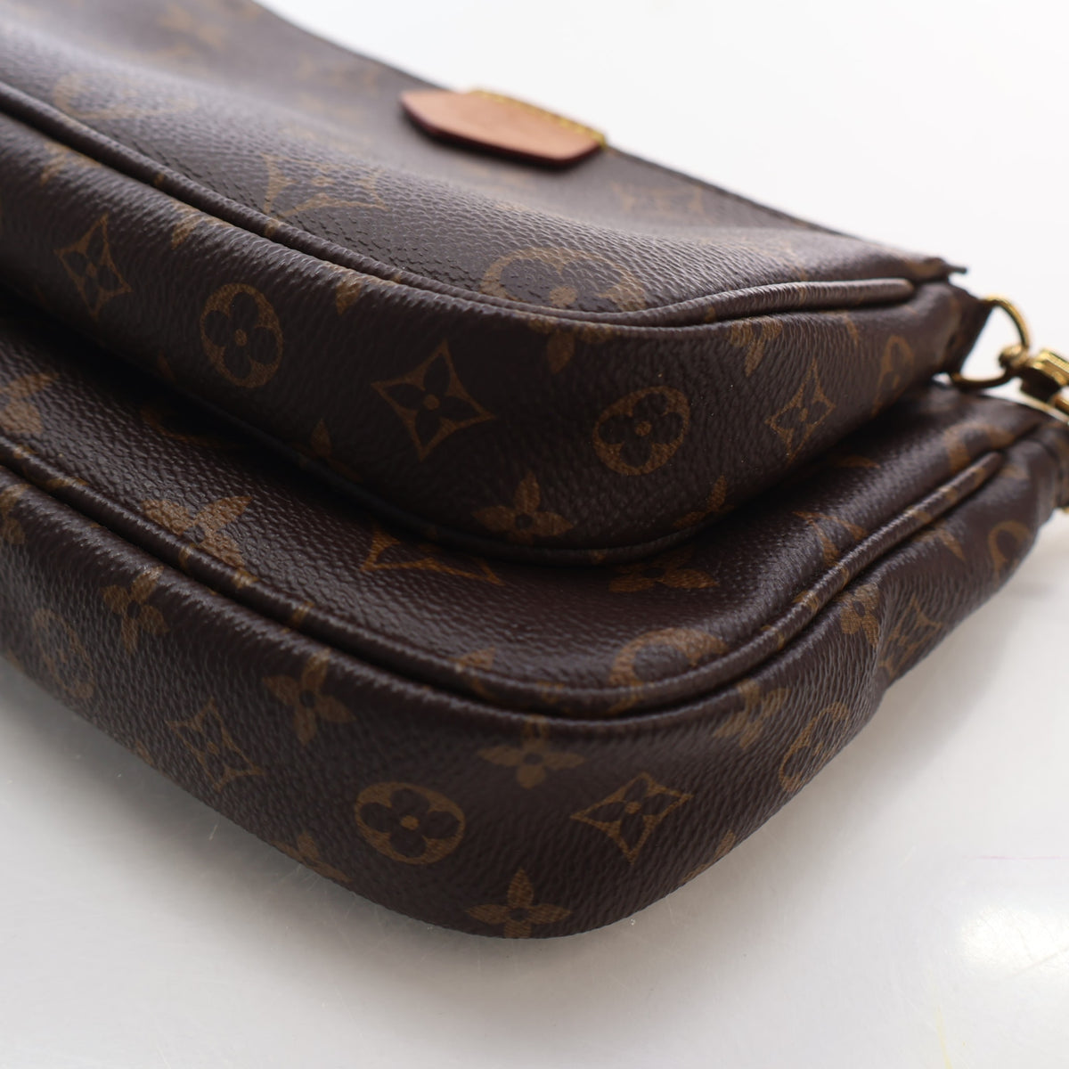Pre-Owned Louis Vuitton Pochette Canvas Monogram Multi Bag, side profile, photo 8 of 16