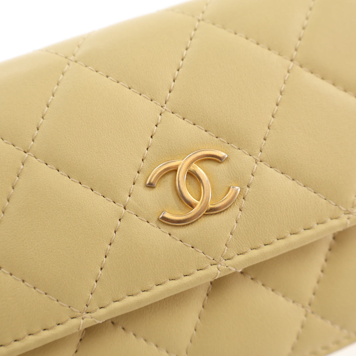 Pre-Owned Chanel Wallet On Chain Lambskin WOC, logo detail