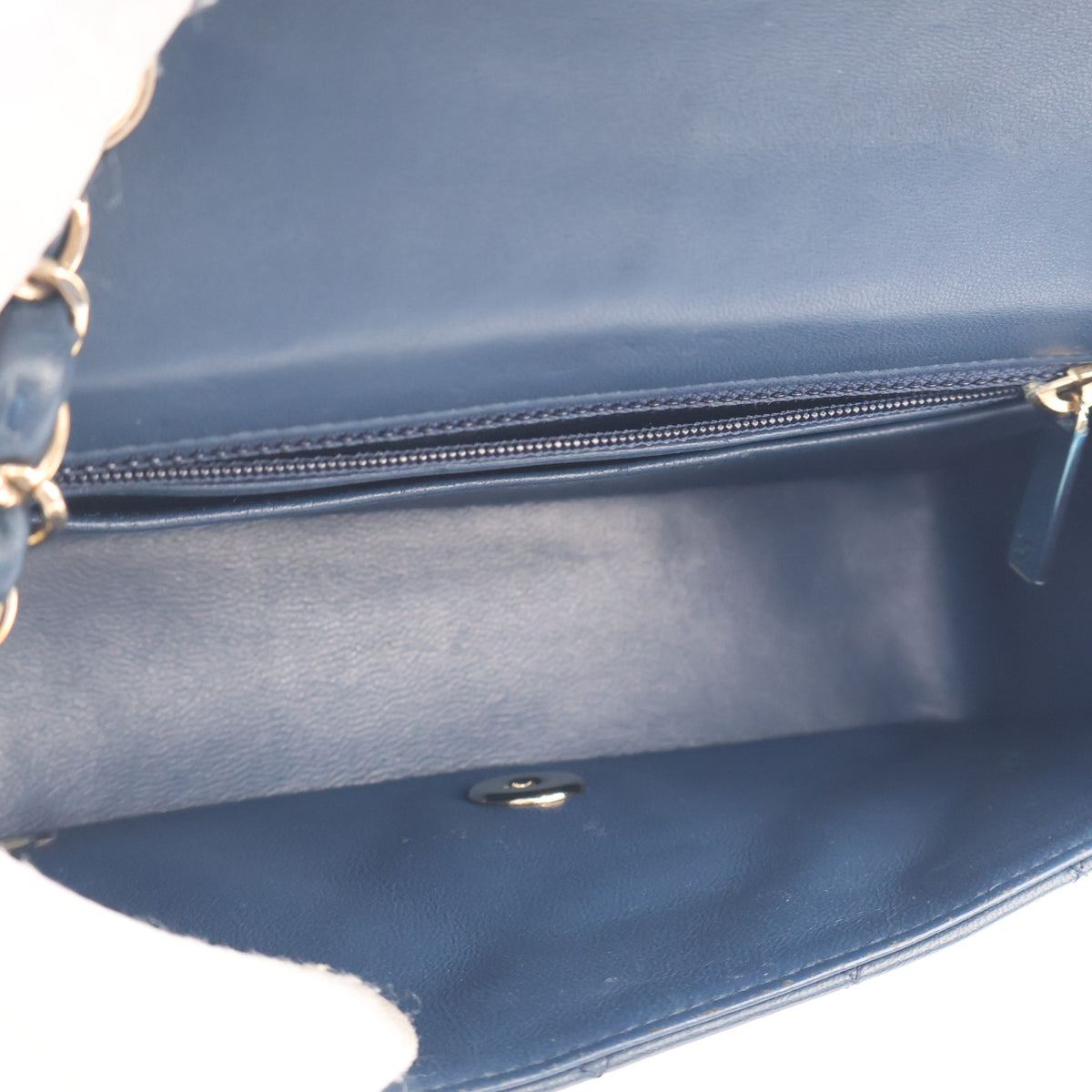 Pre-Owned Chanel Flap Bag Mini Lambskin Classic Rectangular Single, open interior with lining, photo 17 of 19
