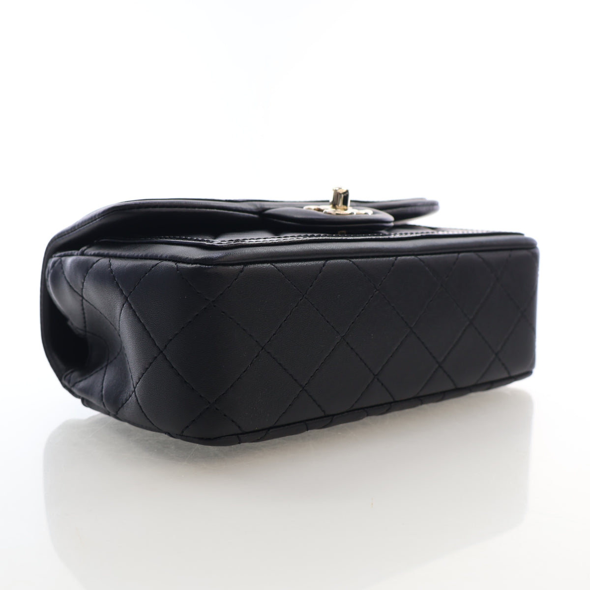 Pre-Owned Chanel Flap Bag Mini Lambskin CC, base view