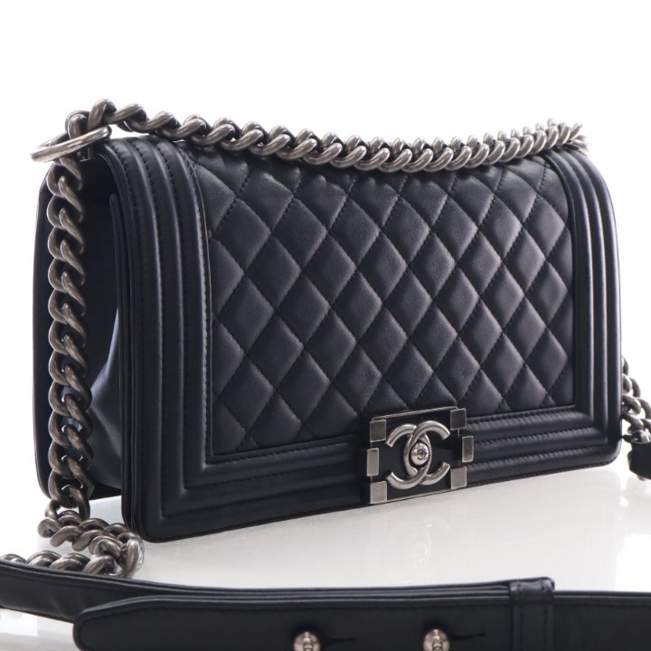 Pre-Owned Chanel Boy Bag Medium Calfskin, three-quarter view