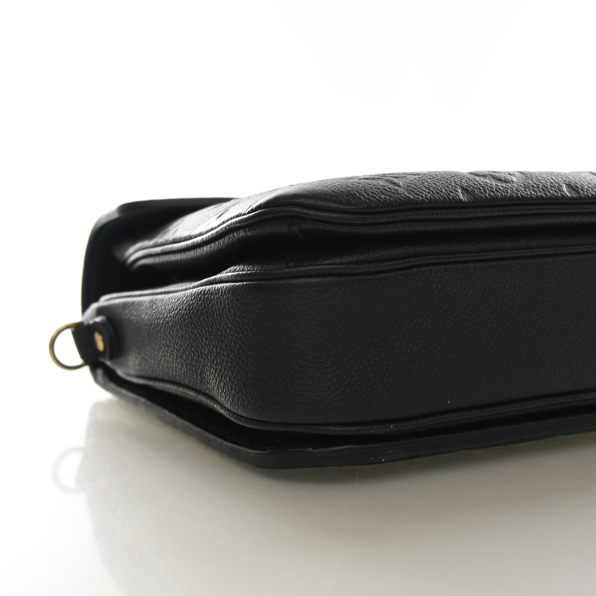 Pre-Owned Louis Vuitton Pochette Metis Monogram Empreinte, side profile, photo 6 of 14