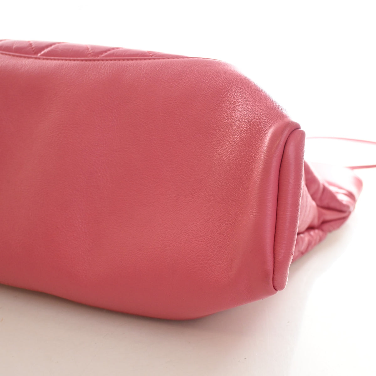 Chanel Large Aged Calfskin 31 Shopping Bag, photo 8 of 23