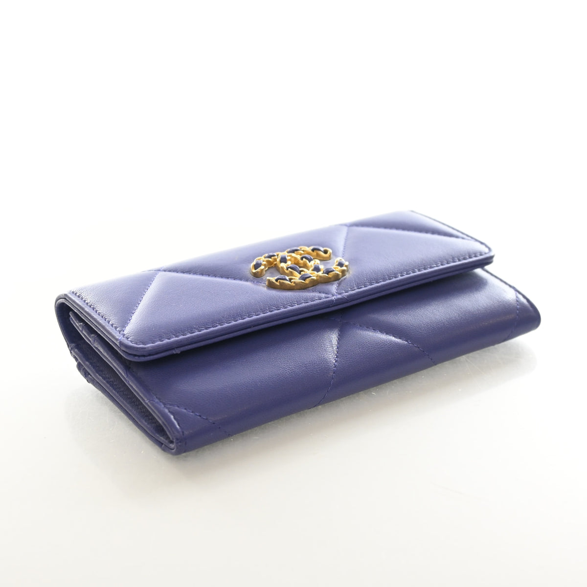Chanel Goatskin 19 Flap Wallet, photo 5 of 12