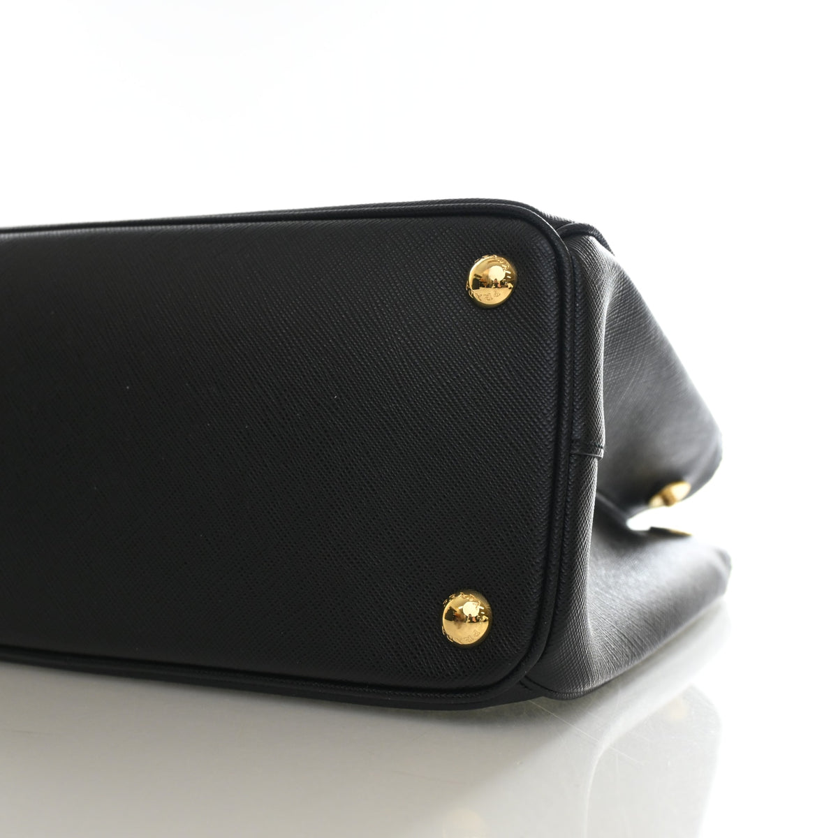 Pre-Owned Prada Galleria Medium Saffiano Double Zip Tote, base and feet view, photo 8 of 14