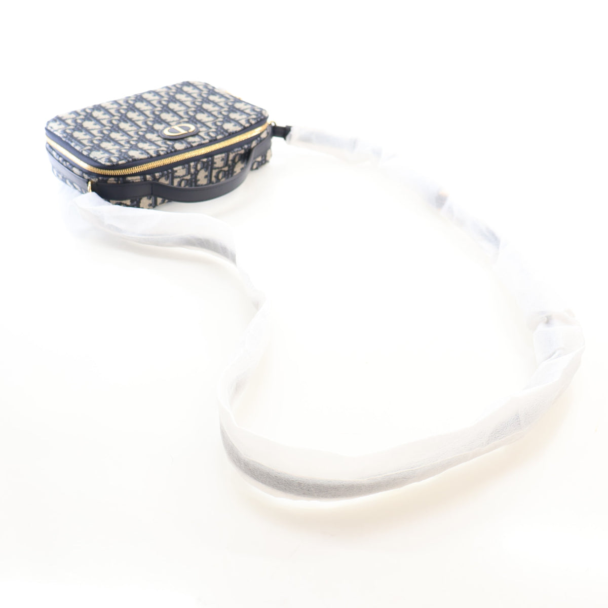 Pre-Owned Christian Dior 30 Oblique Montaigne, strap and chain detail