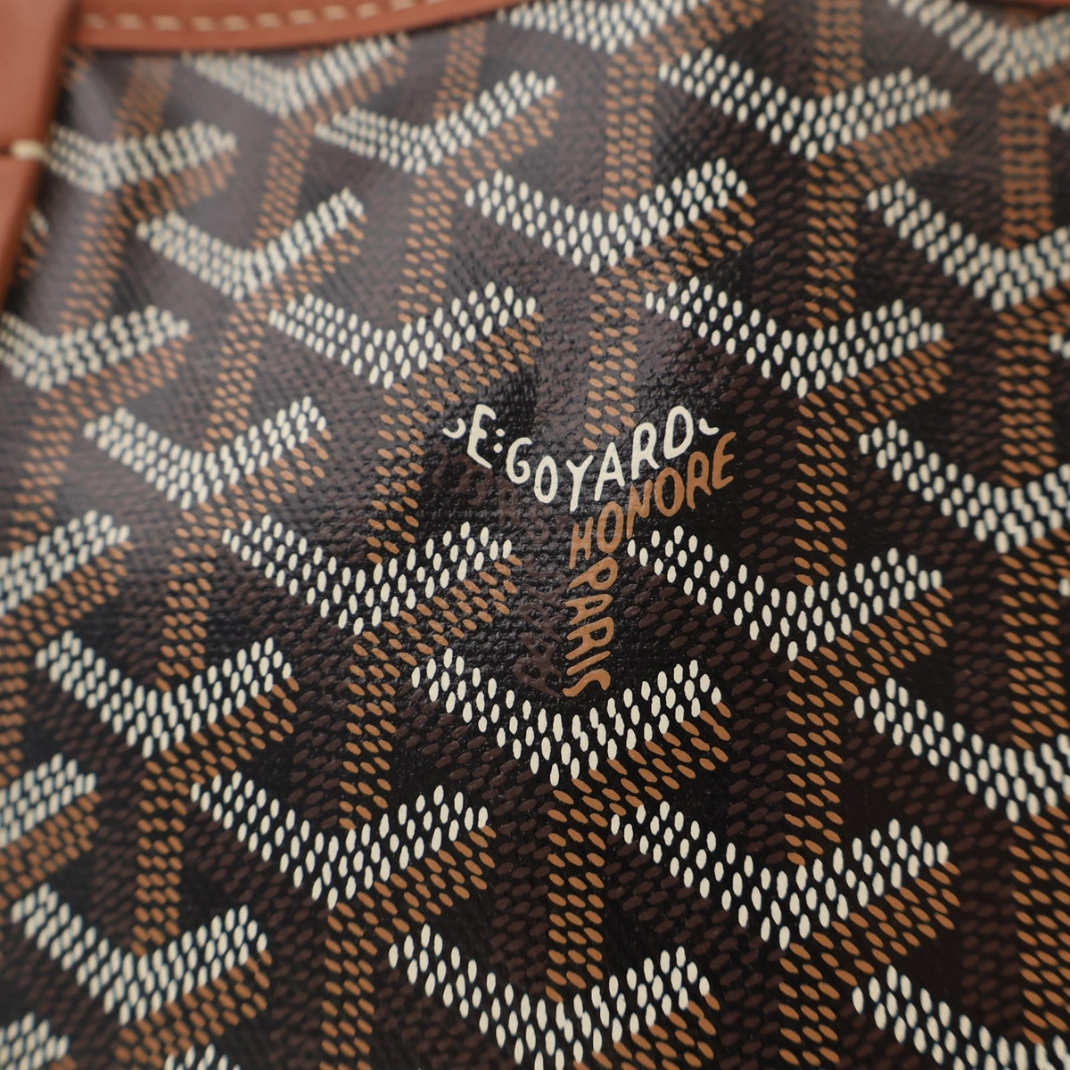 Pre-Owned Goyard Mini Goyardine Anjou, logo detail